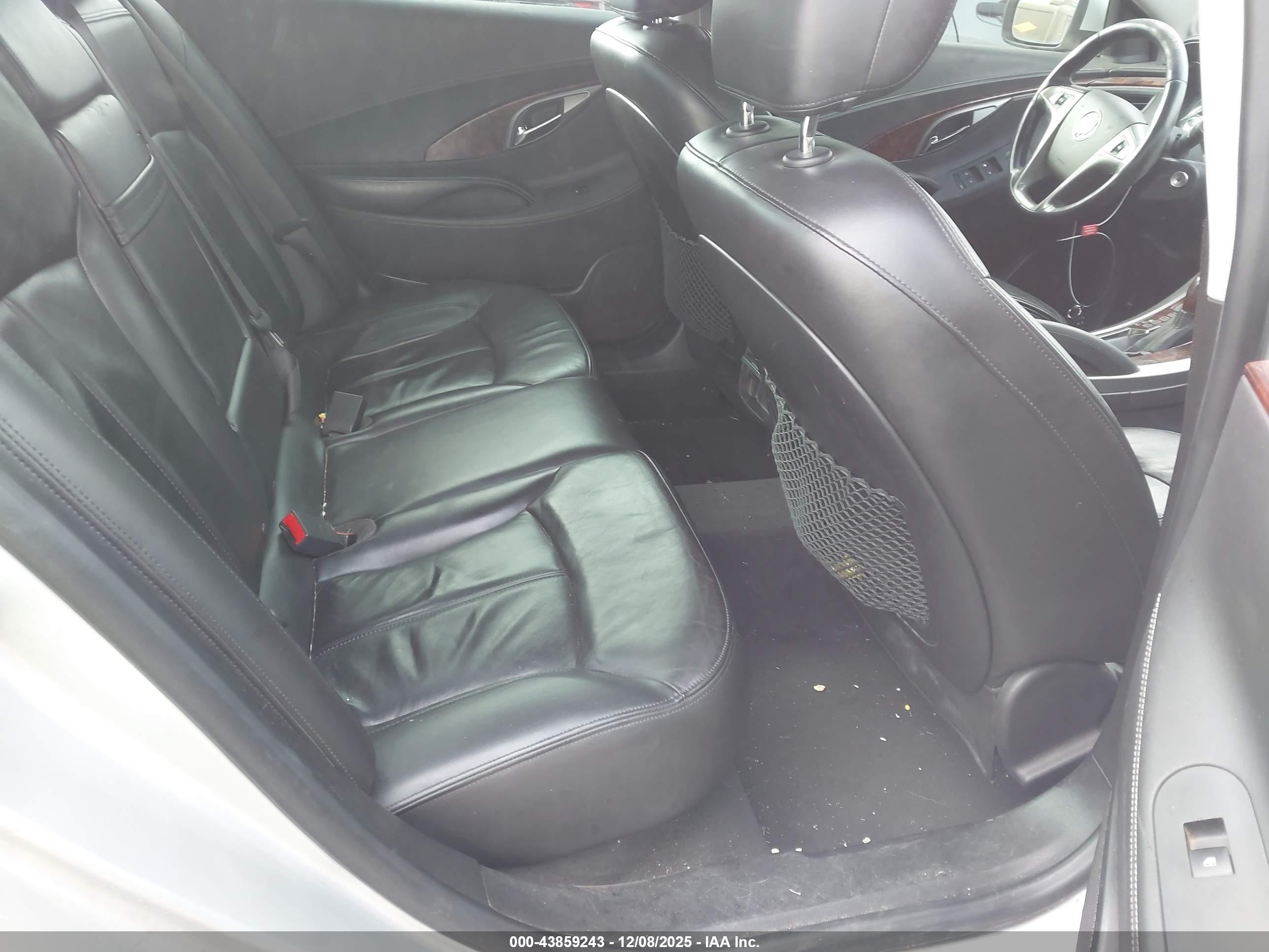 2013 Buick Lacrosse Leather Group Silver vin: 1G4GC5E35DF227219