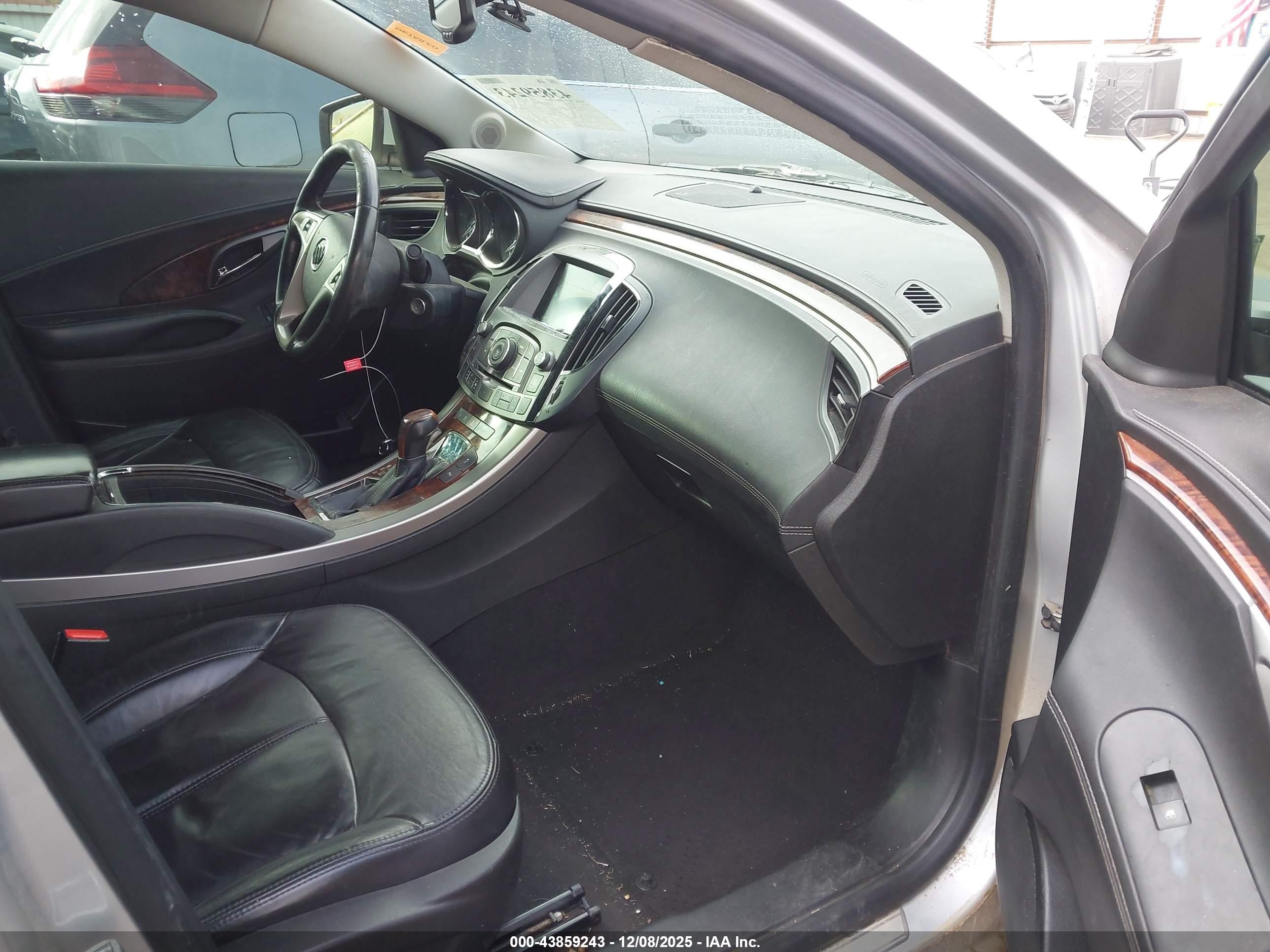2013 Buick Lacrosse Leather Group Silver vin: 1G4GC5E35DF227219