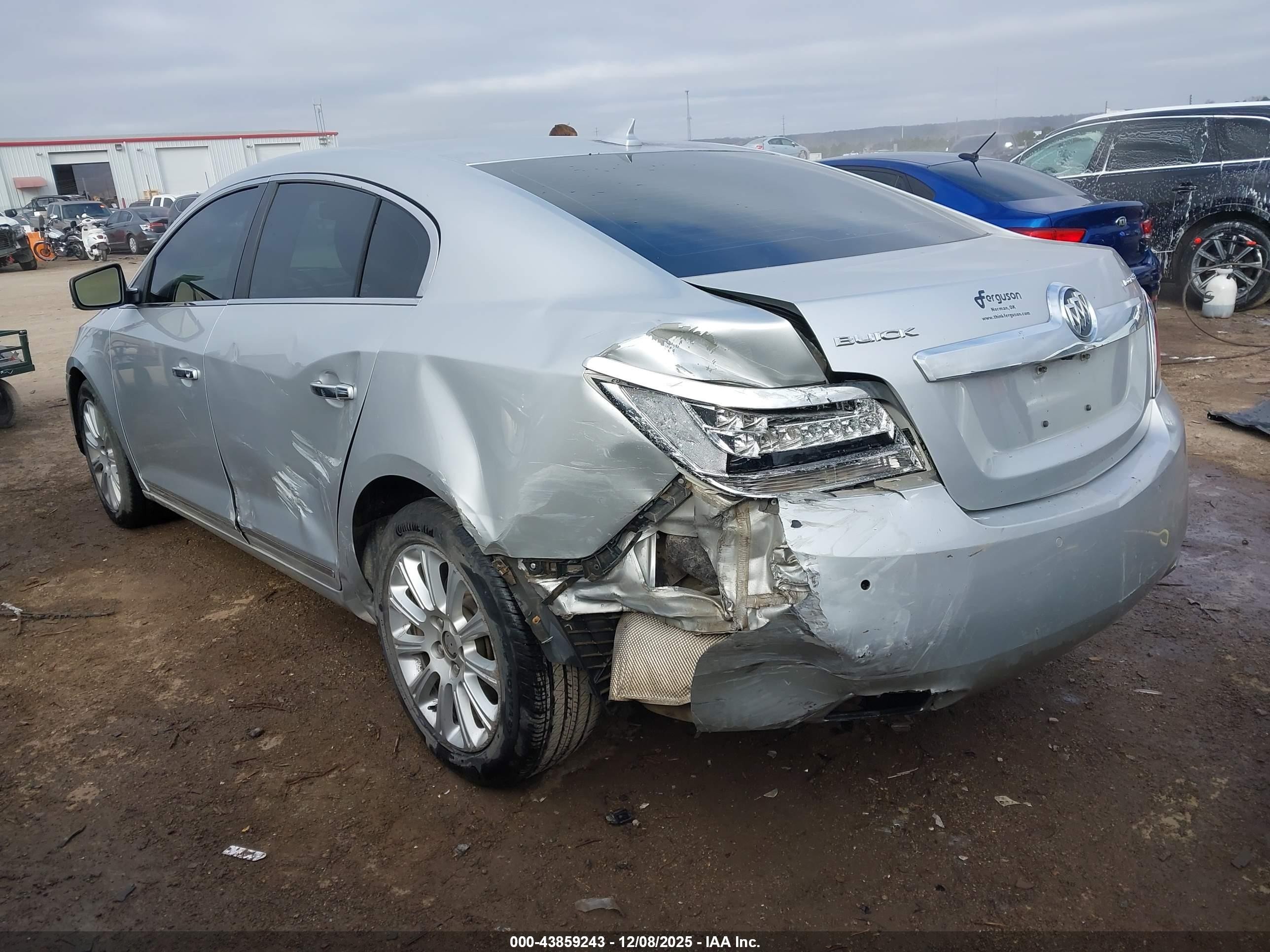 2013 Buick Lacrosse Leather Group Silver vin: 1G4GC5E35DF227219