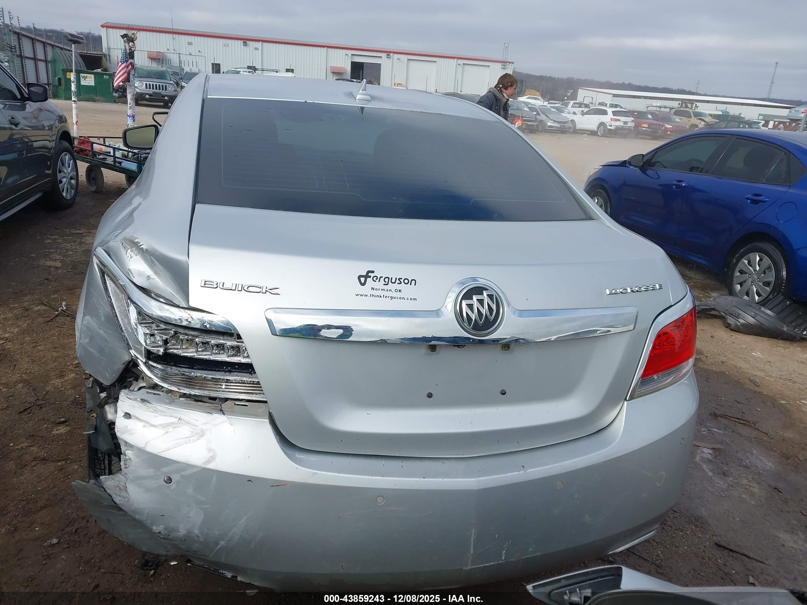 2013 Buick Lacrosse Leather Group Silver vin: 1G4GC5E35DF227219