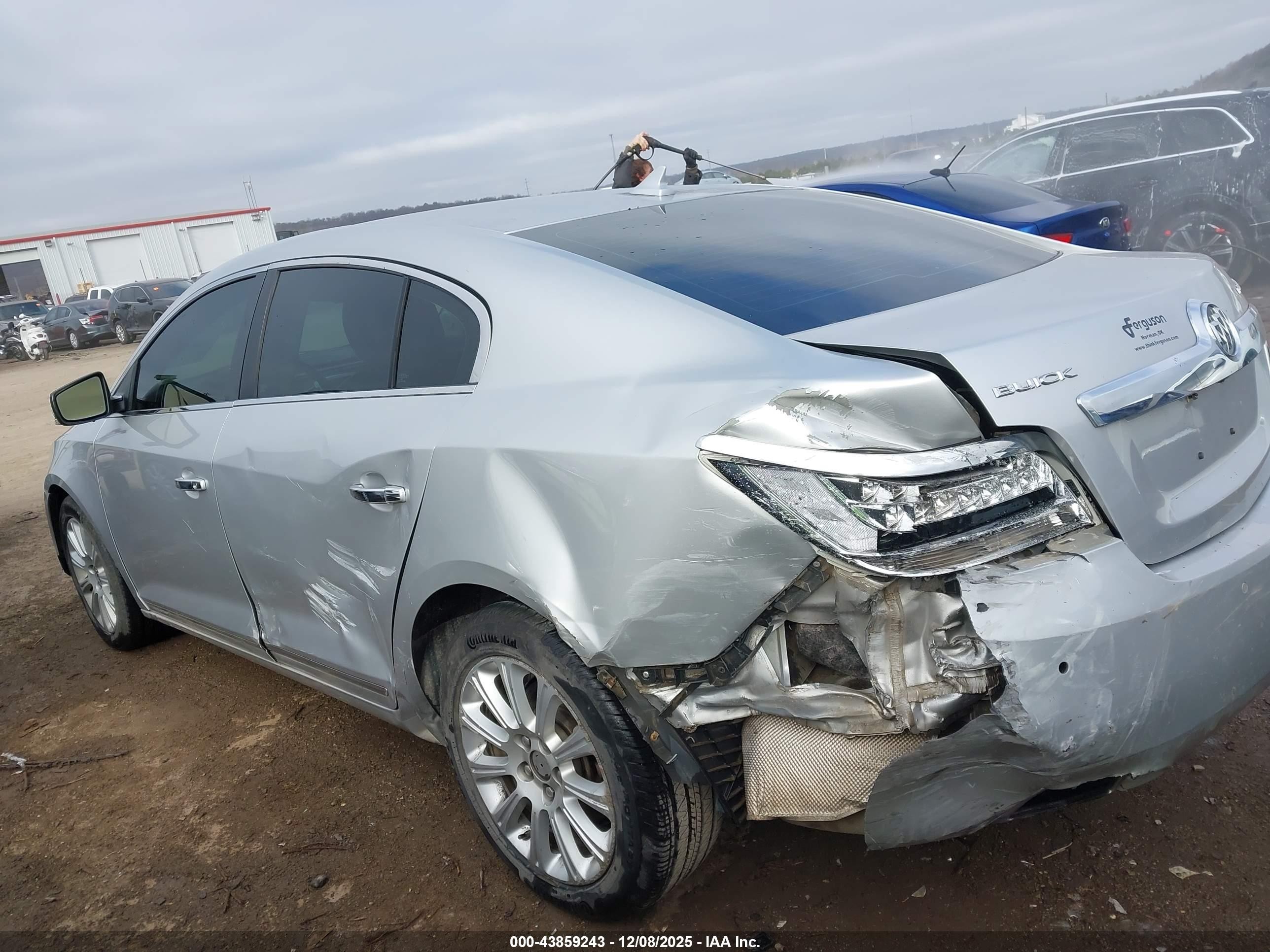 2013 Buick Lacrosse Leather Group Silver vin: 1G4GC5E35DF227219
