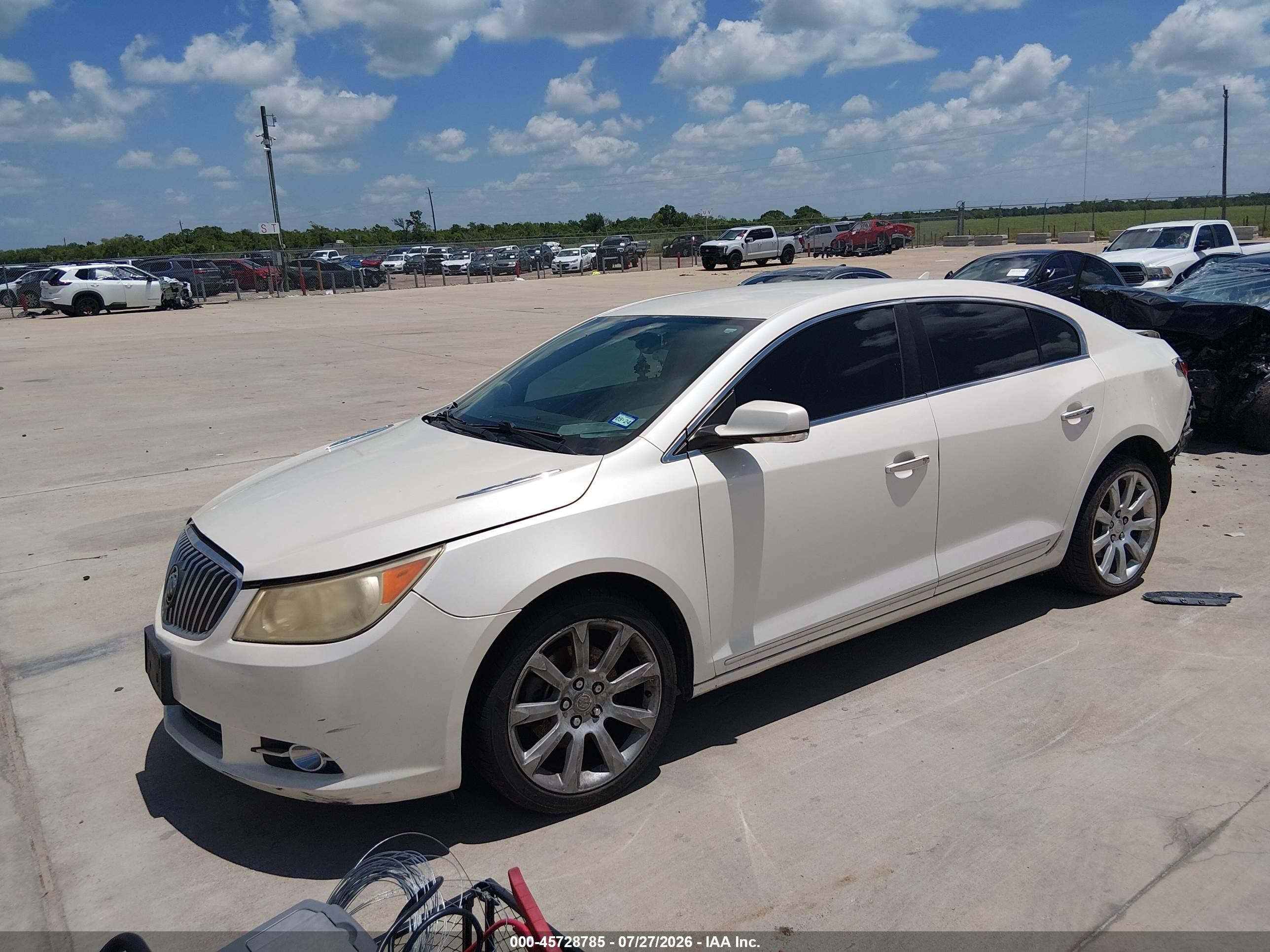 2013 Buick Lacrosse Leather Group White vin: 1G4GC5E35DF335615