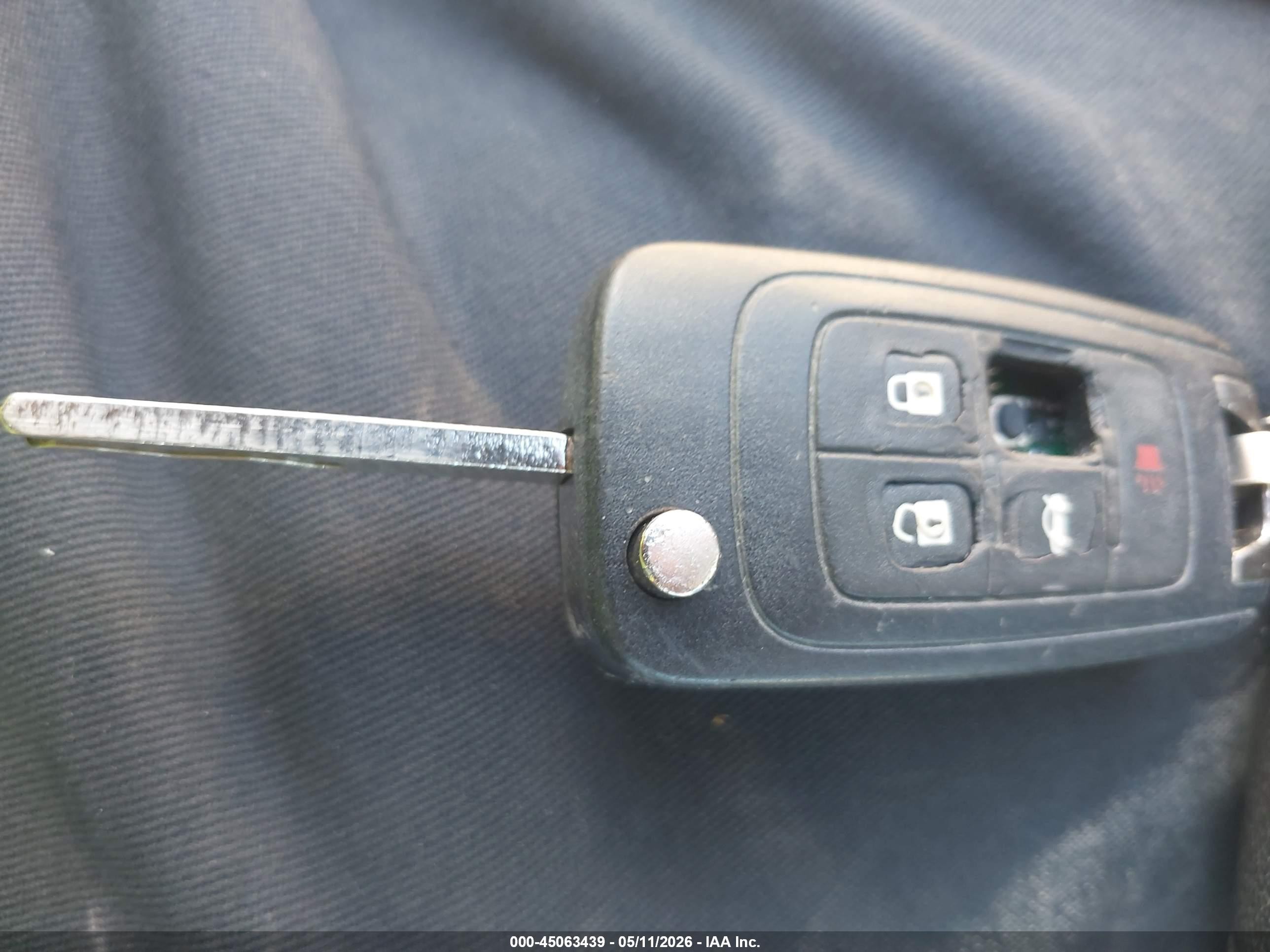 2012 Buick Lacrosse Leather Group Gray vin: 1G4GC5E36CF122946