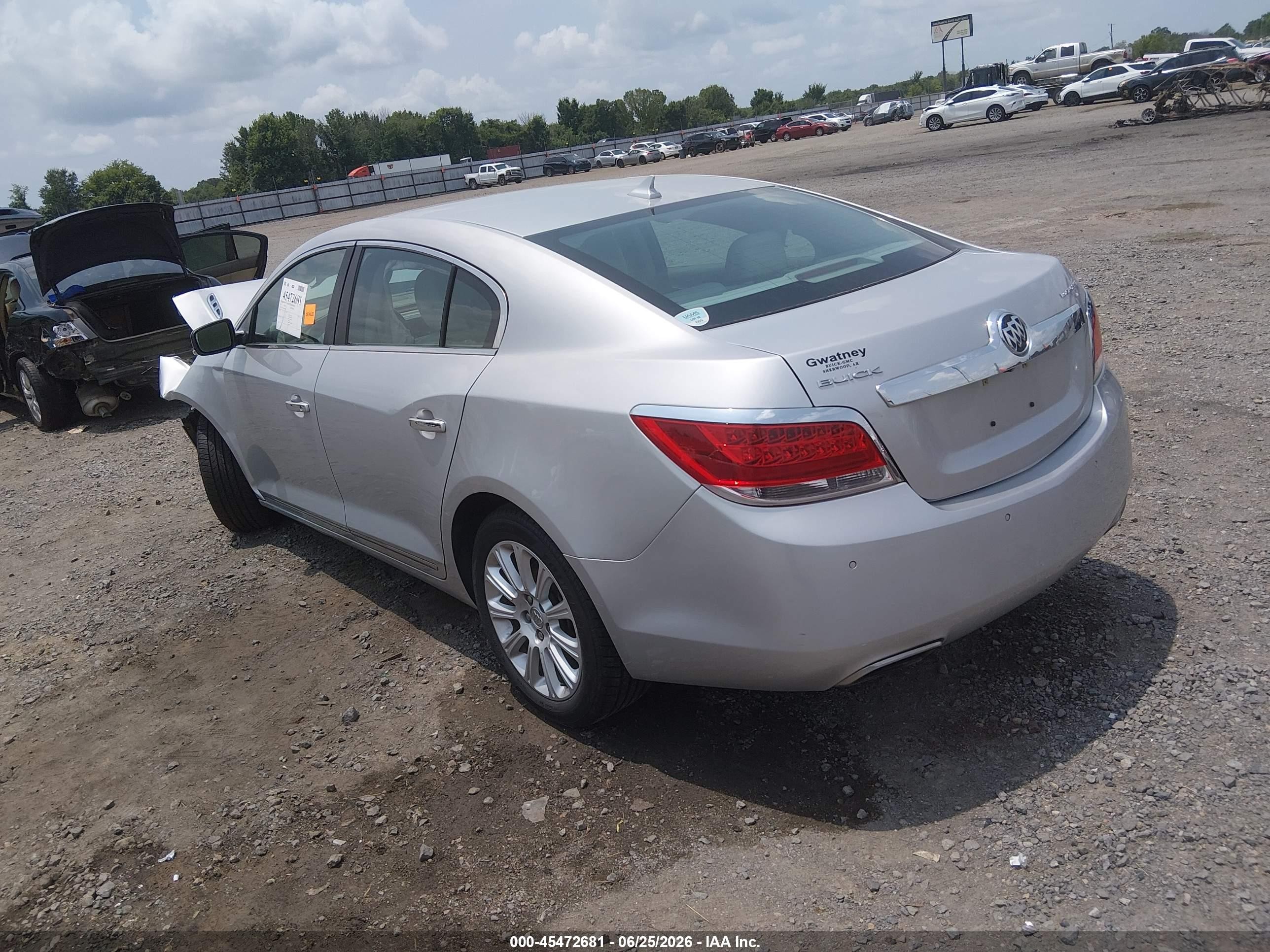 2013 Buick Lacrosse Leather Group Silver vin: 1G4GC5E36DF300114