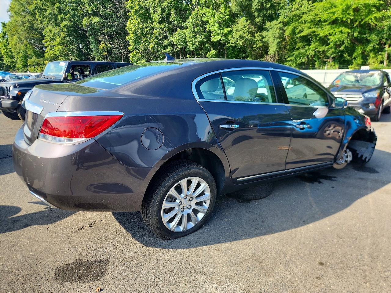 2013 Buick Lacrosse Gray vin: 1G4GC5E36DF325627