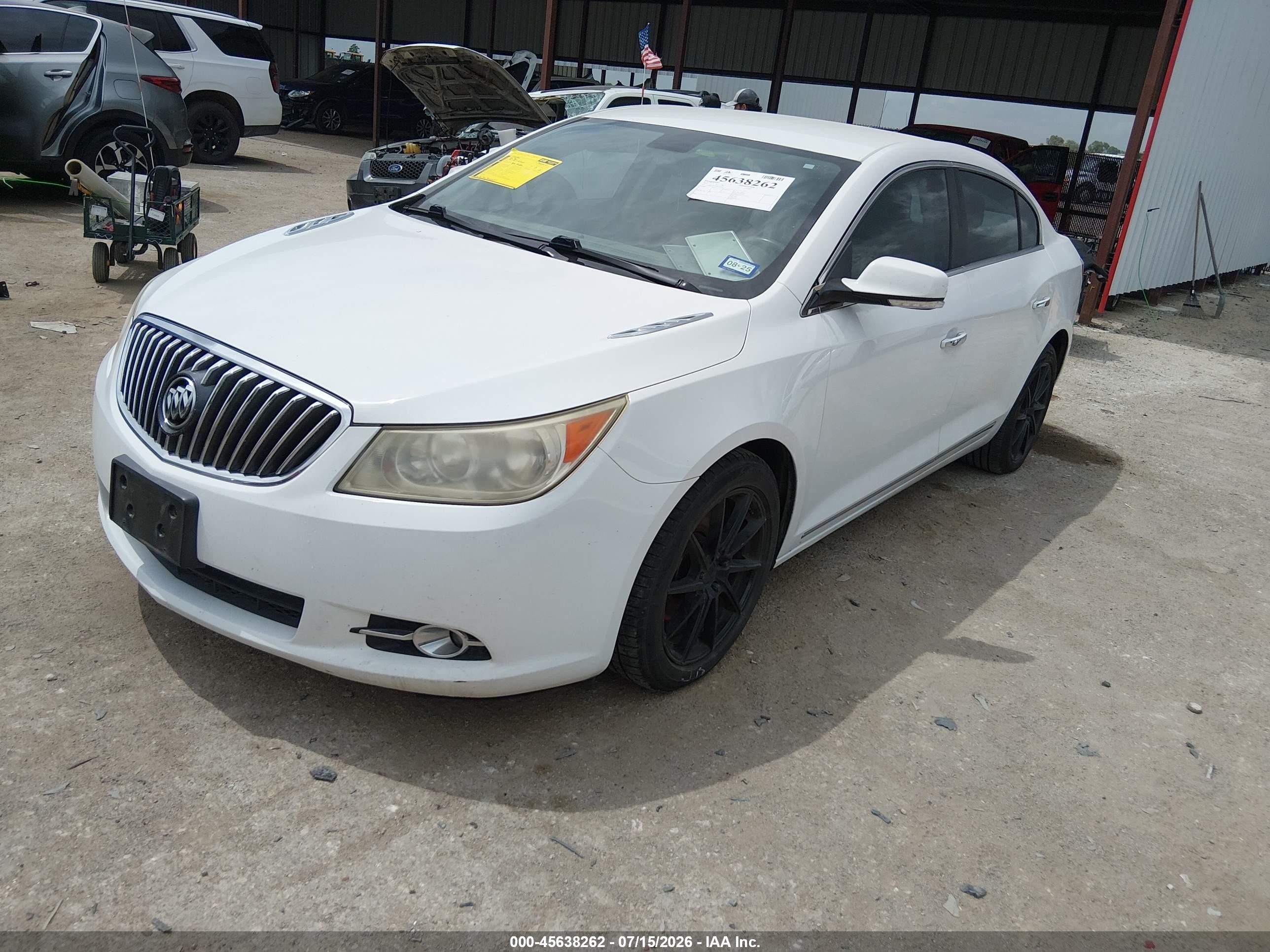 2013 Buick Lacrosse Leather Group White vin: 1G4GC5E37DF123556