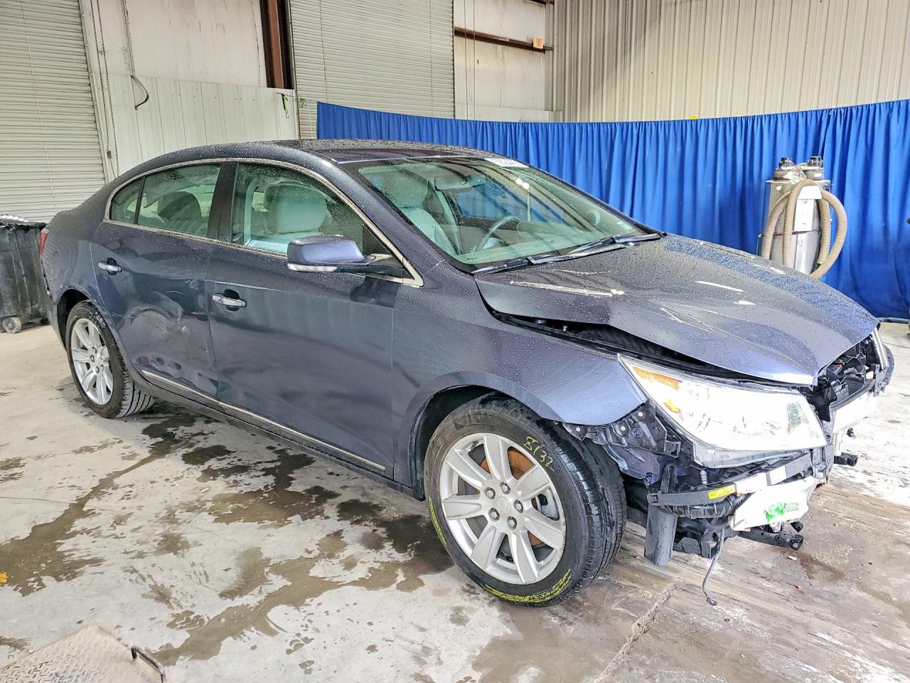 2013 Buick Lacrosse Синий vin: 1G4GC5E37DF204055