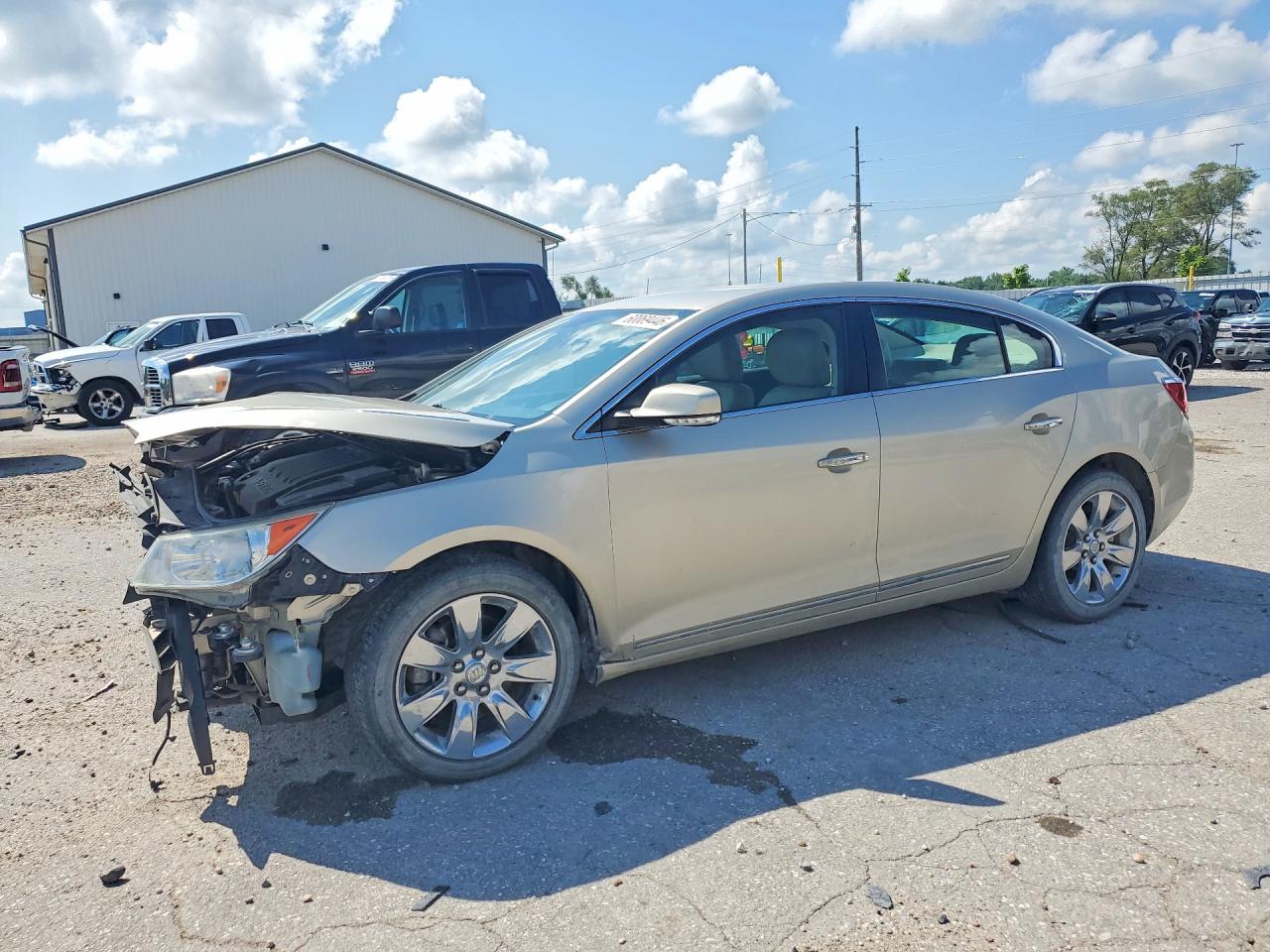 2013 Buick Lacrosse Кремовый vin: 1G4GC5E37DF328522