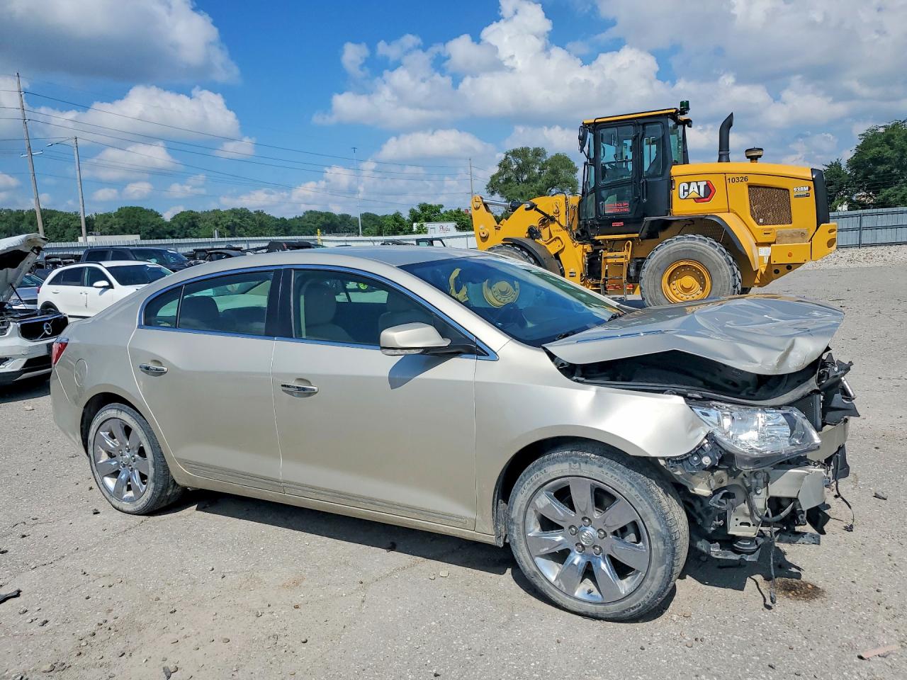 2013 Buick Lacrosse Кремовый vin: 1G4GC5E37DF328522