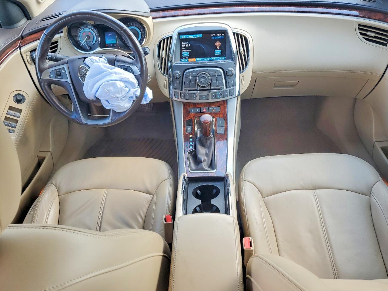 2013 Buick Lacrosse Кремовый vin: 1G4GC5E37DF328522