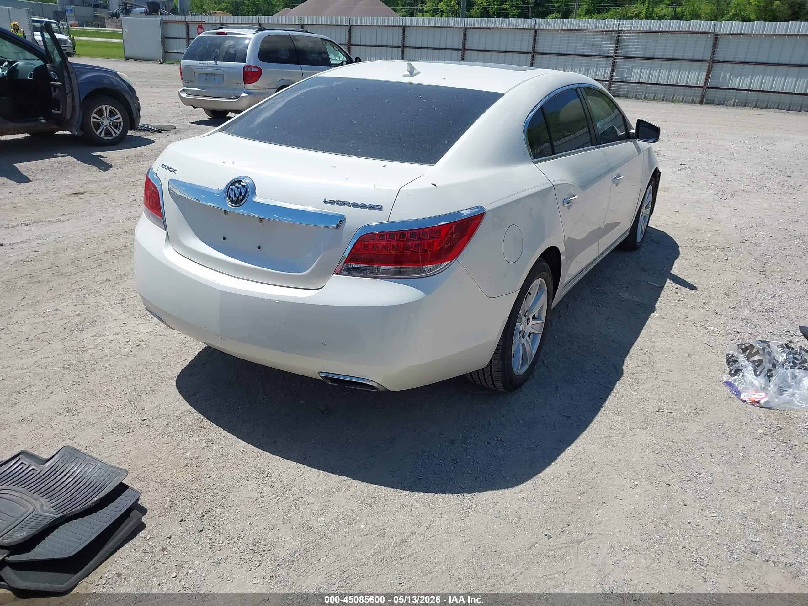 2012 Buick Lacrosse Leather Group White vin: 1G4GC5E38CF352908