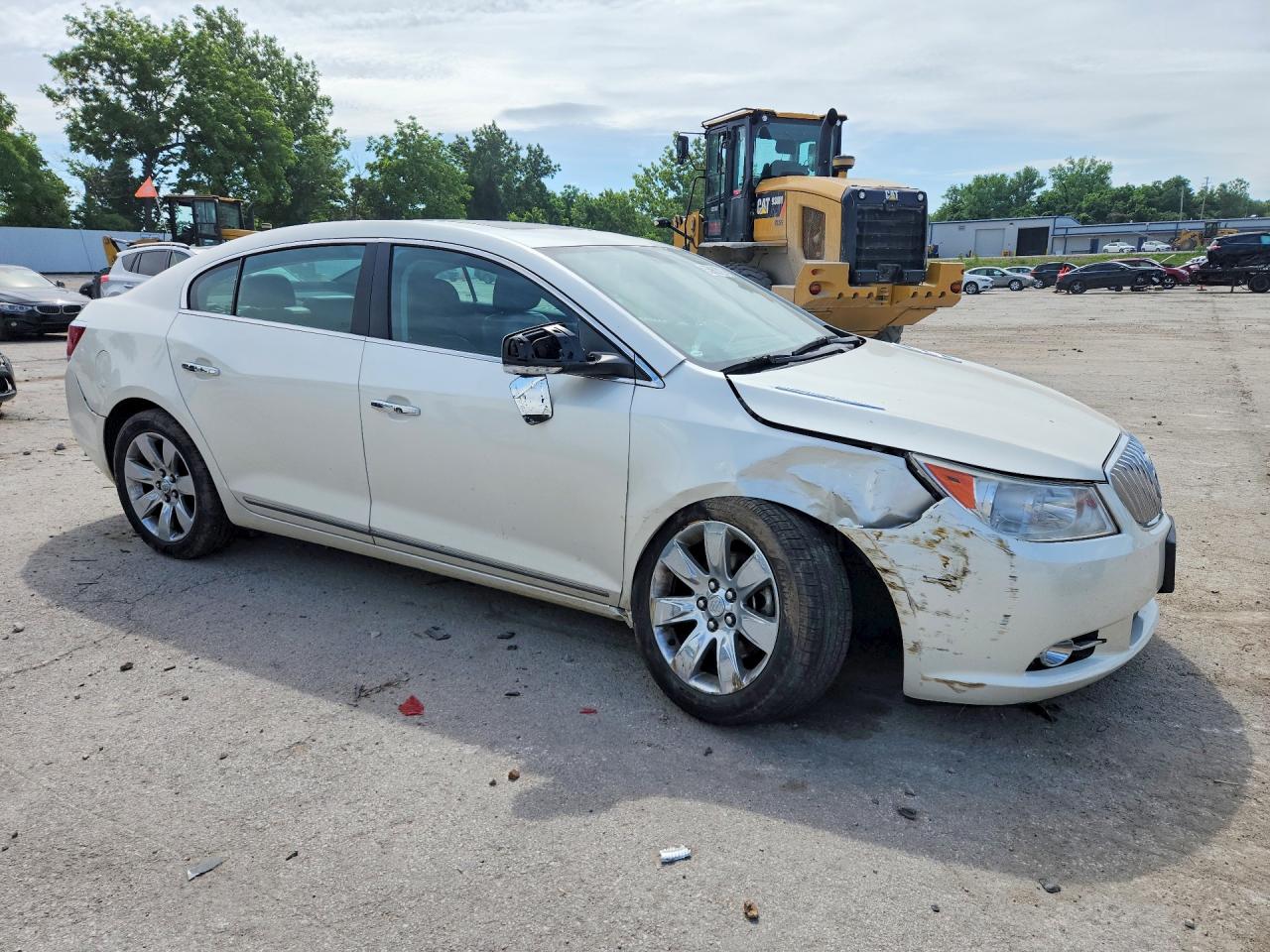 2012 Buick Lacrosse White vin: 1G4GC5E39CF162020