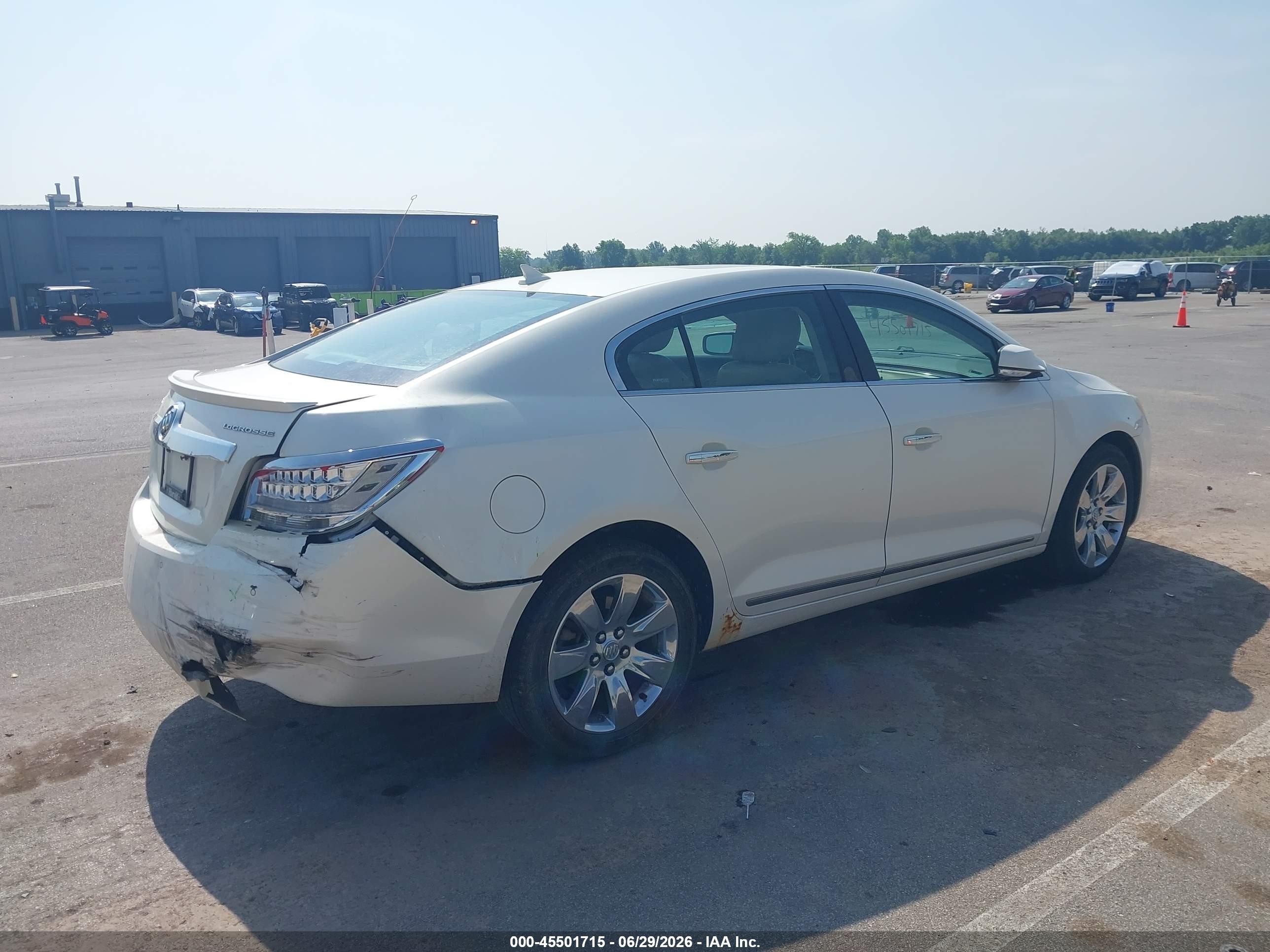 2013 Buick Lacrosse Leather Group White vin: 1G4GC5E39DF172628