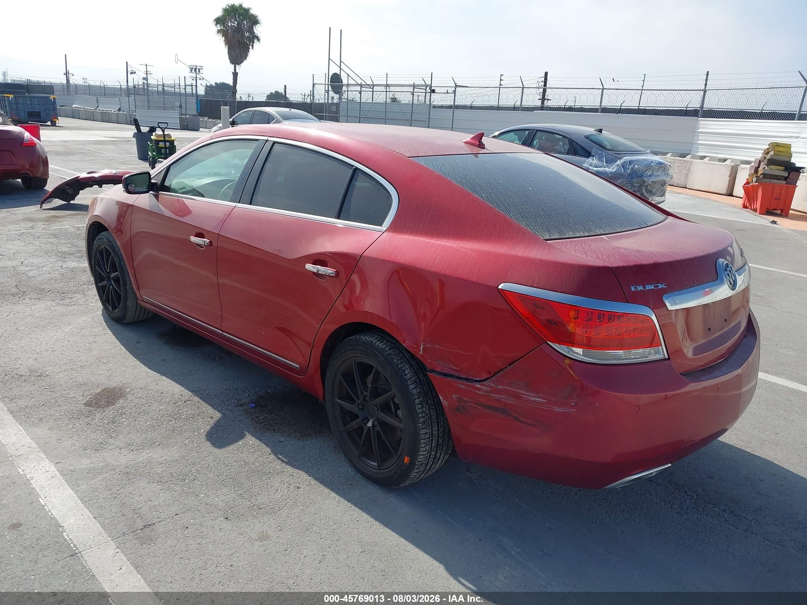 2013 Buick Lacrosse Leather Group Red vin: 1G4GC5E39DF306313