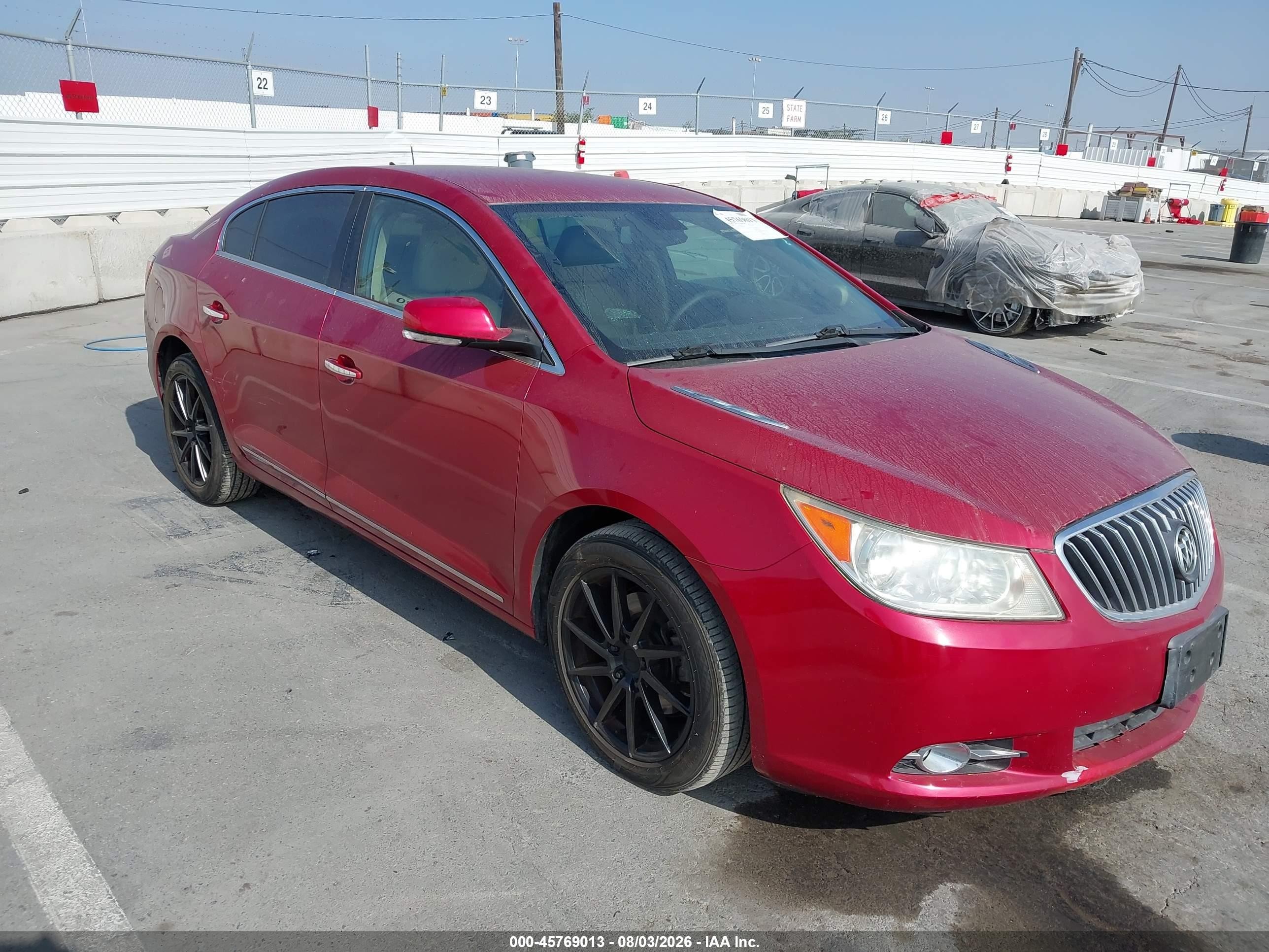 2013 Buick Lacrosse Leather Group Red vin: 1G4GC5E39DF306313