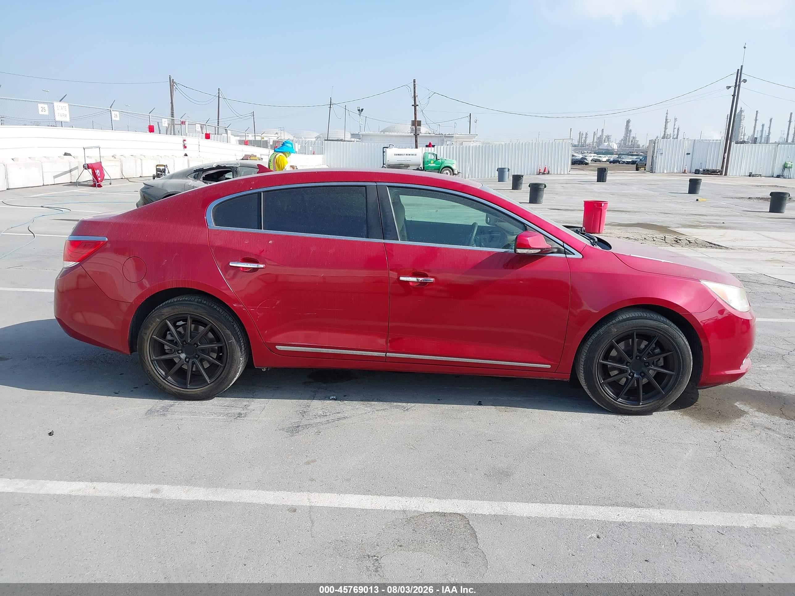 2013 Buick Lacrosse Leather Group Red vin: 1G4GC5E39DF306313