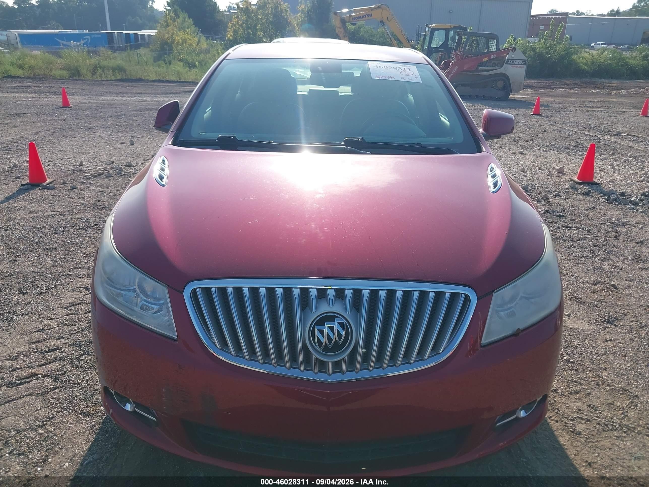 2012 Buick Lacrosse Leather Group Red vin: 1G4GC5E3XCF374487