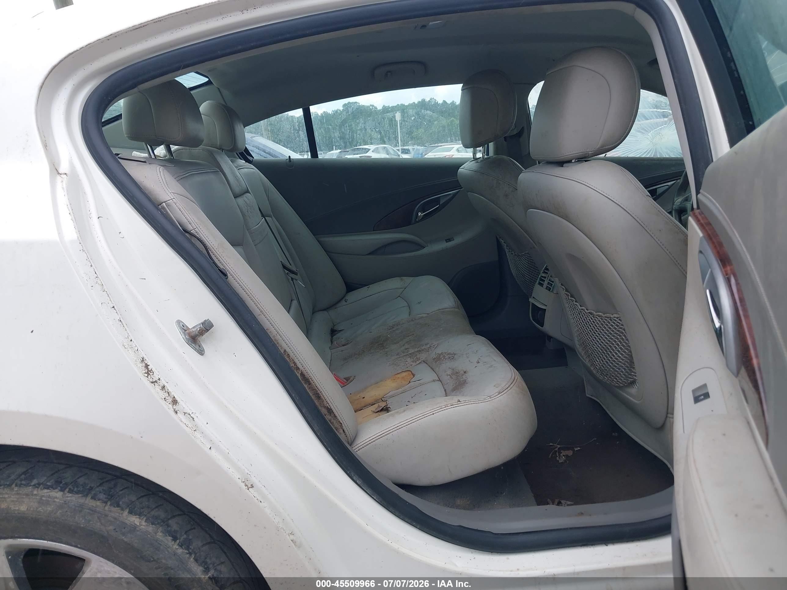 2011 Buick Lacrosse Cxl White vin: 1G4GC5EC6BF329755