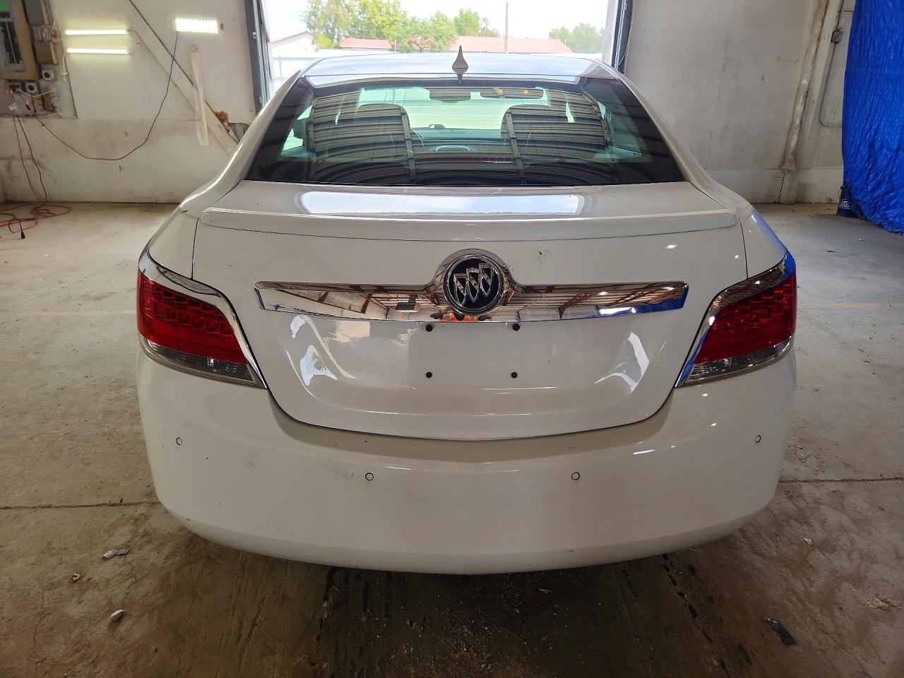 2011 Buick Lacrosse Cxl White vin: 1G4GC5EC8BF373479
