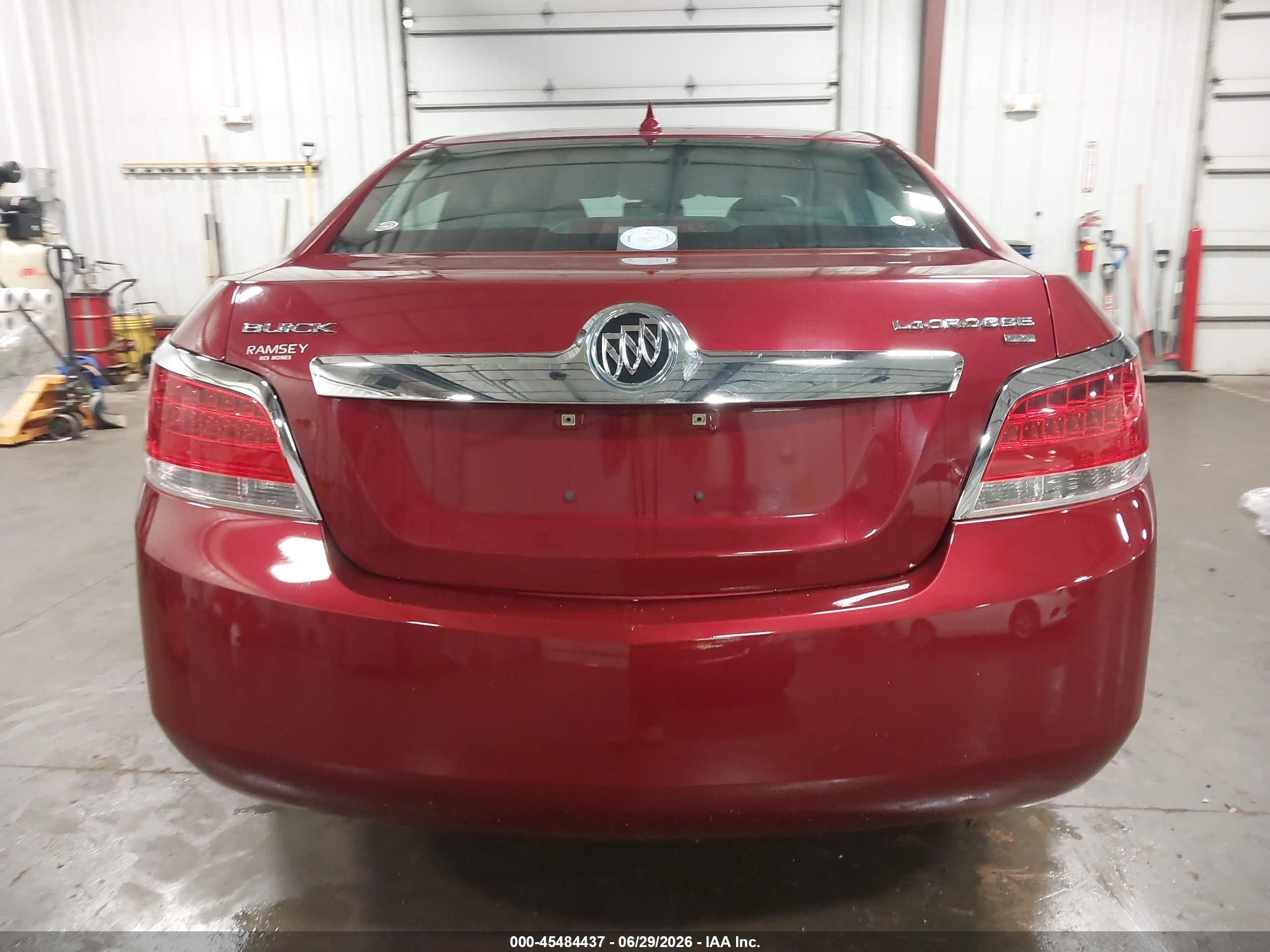 2011 Buick Lacrosse Cxl Red vin: 1G4GC5ED2BF278800