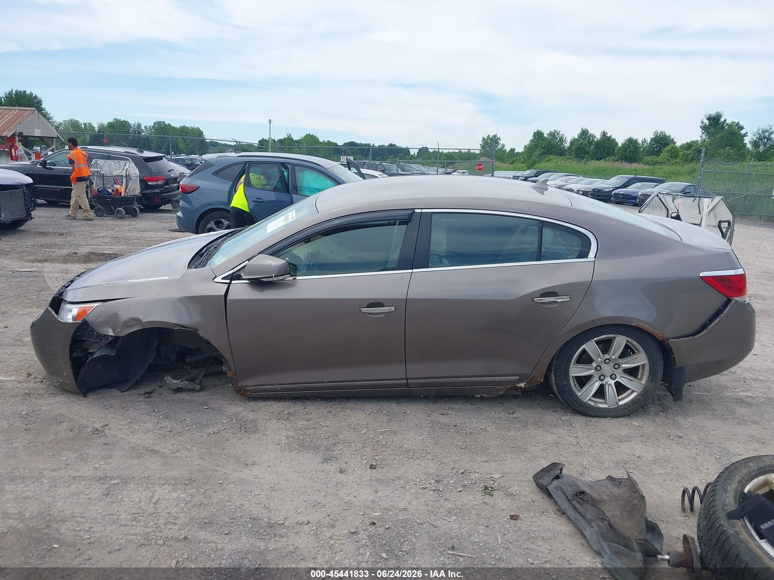 2011 Buick Lacrosse Cxl Brown vin: 1G4GC5ED2BF397124