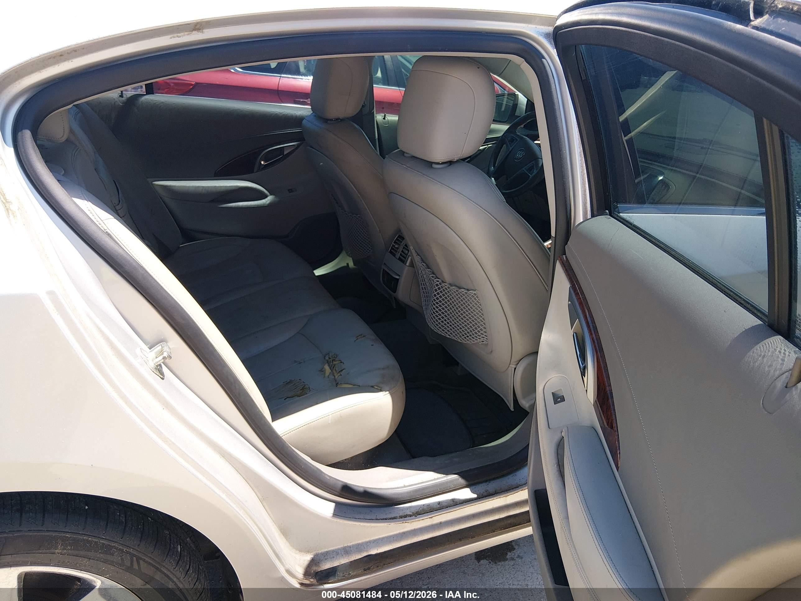 2011 Buick Lacrosse Cxl Silver vin: 1G4GC5ED3BF392630