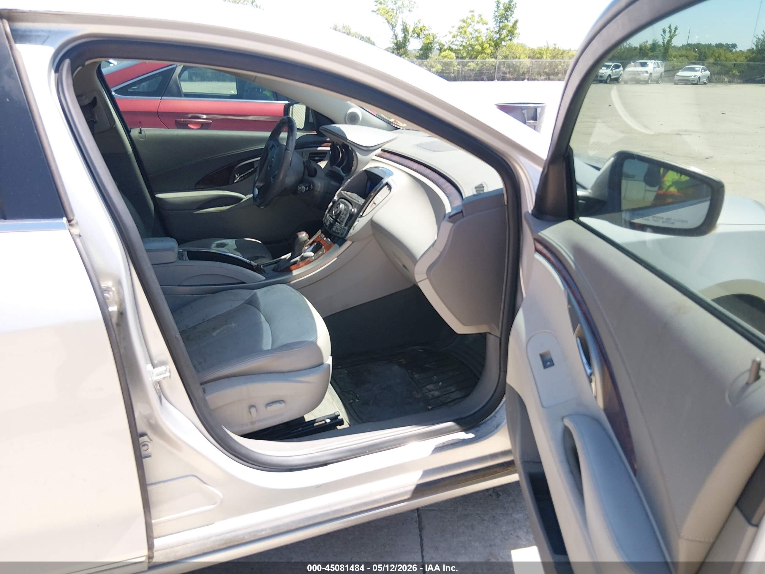 2011 Buick Lacrosse Cxl Silver vin: 1G4GC5ED3BF392630