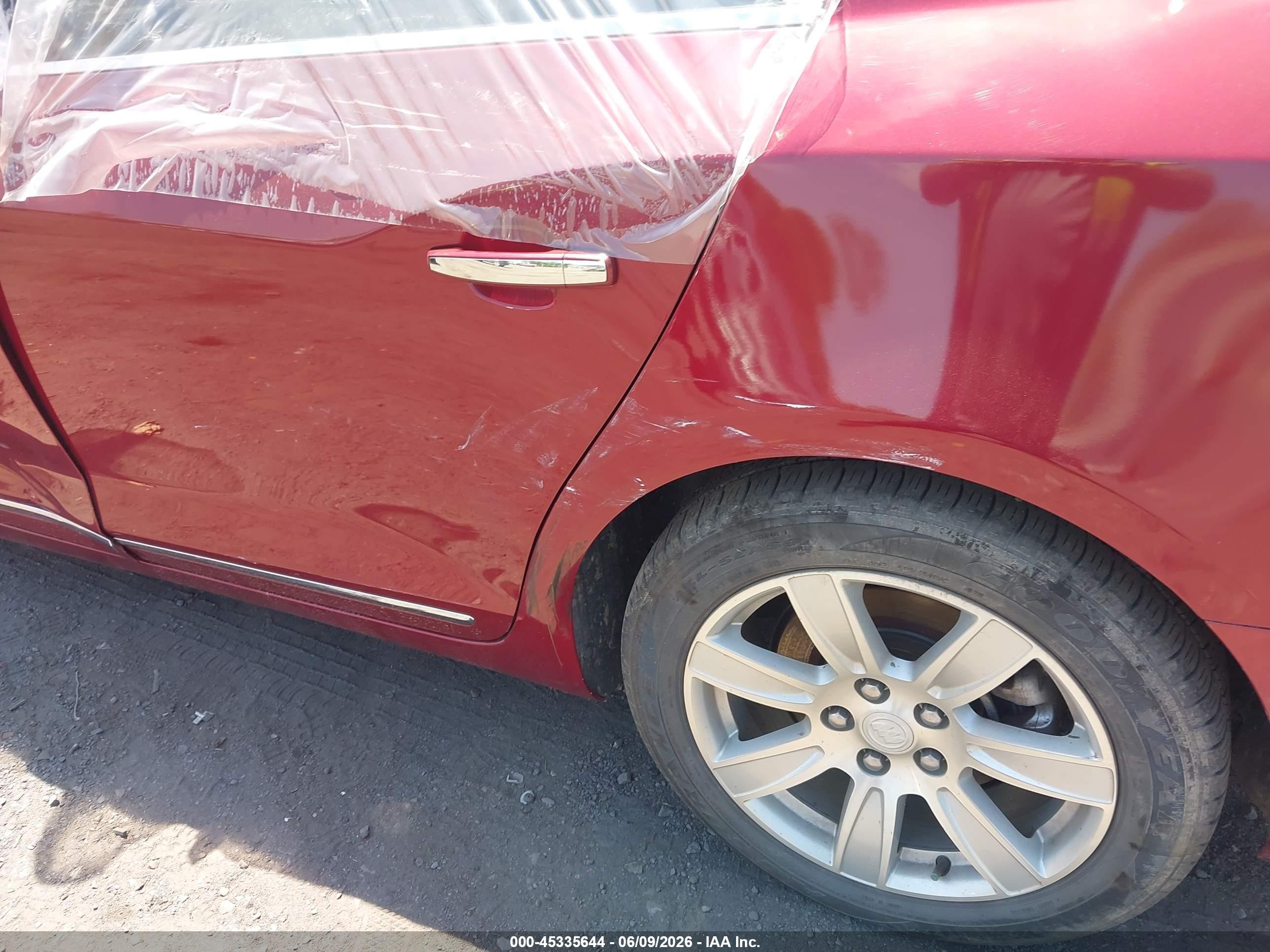 2011 Buick Lacrosse Cxl Red vin: 1G4GC5ED4BF153278