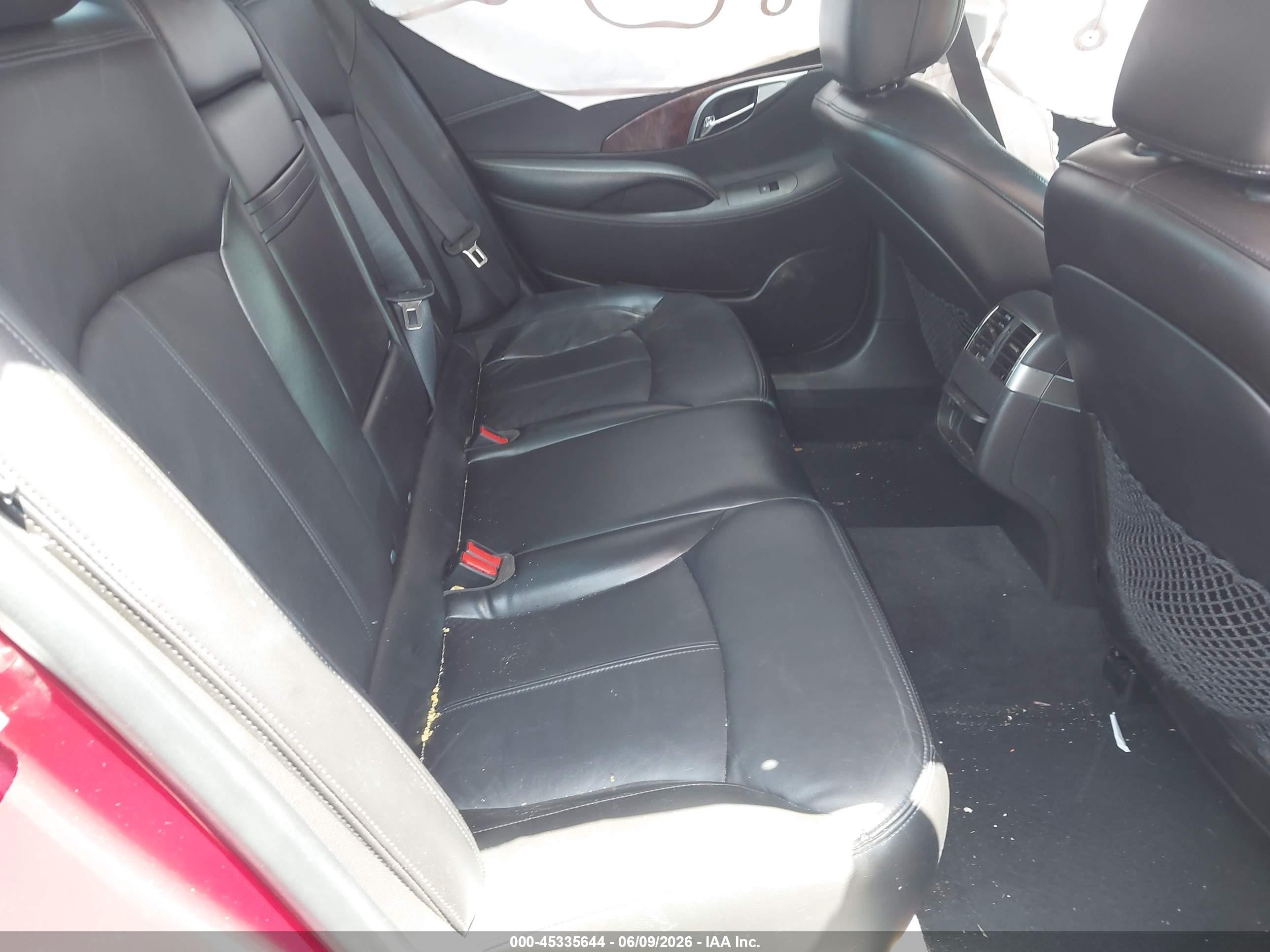 2011 Buick Lacrosse Cxl Red vin: 1G4GC5ED4BF153278
