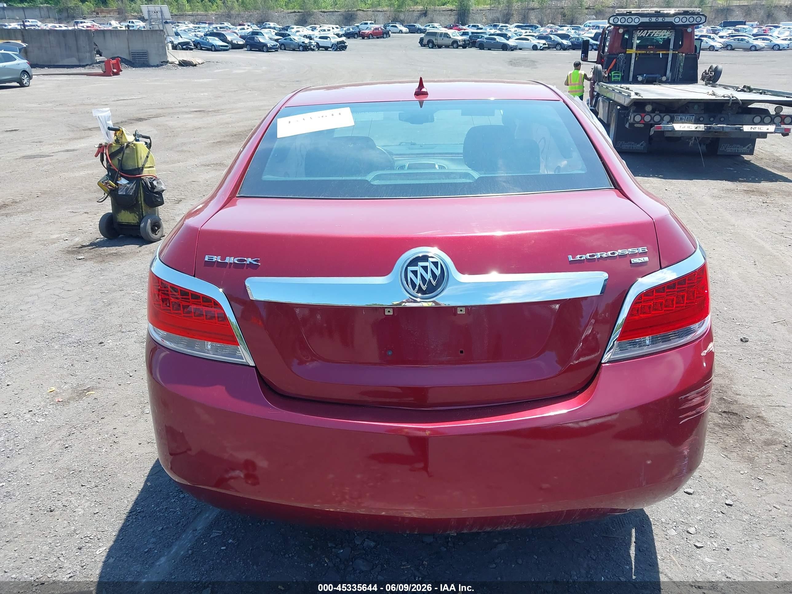 2011 Buick Lacrosse Cxl Red vin: 1G4GC5ED4BF153278