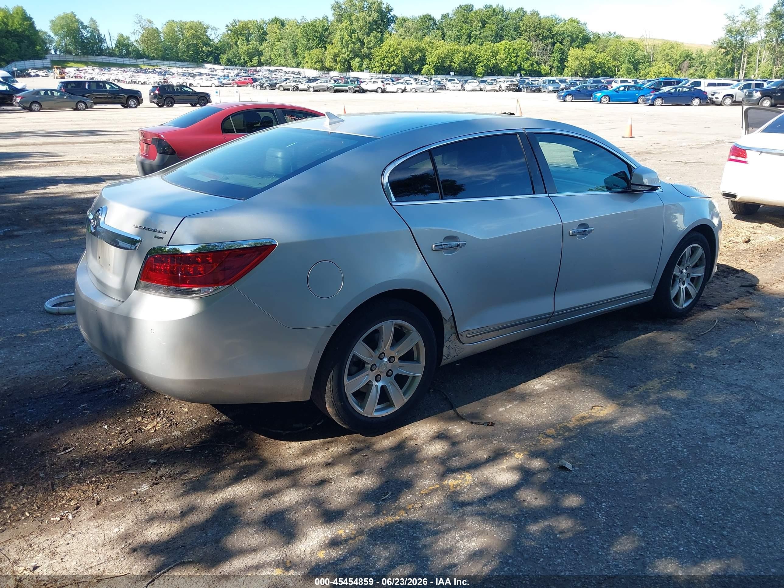 2011 Buick Lacrosse Cxl Silver vin: 1G4GC5ED4BF235320