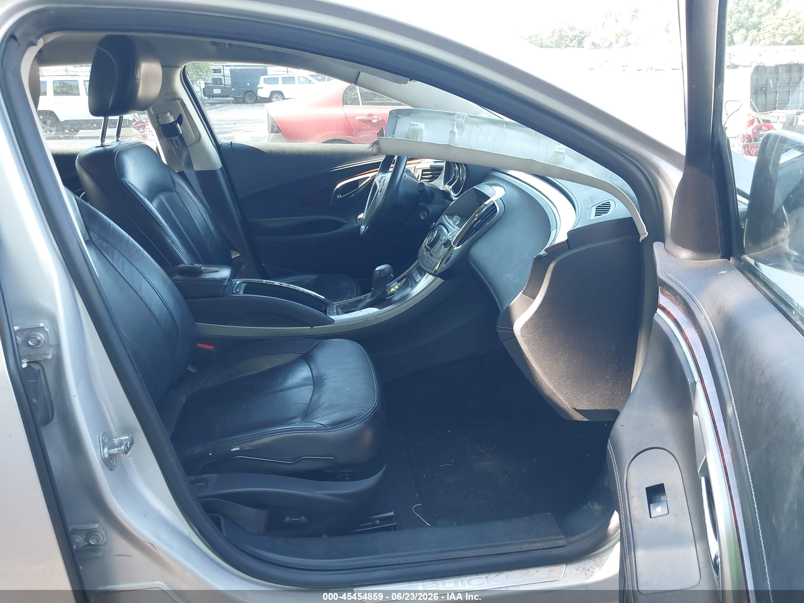 2011 Buick Lacrosse Cxl Silver vin: 1G4GC5ED4BF235320