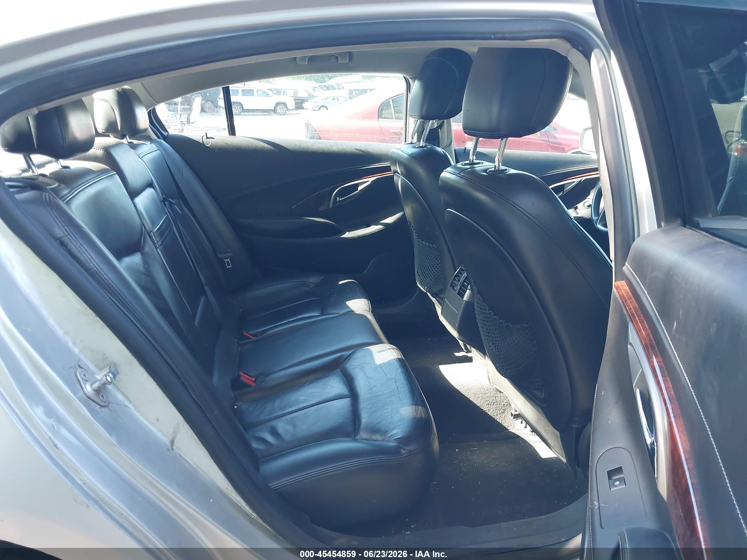 2011 Buick Lacrosse Cxl Silver vin: 1G4GC5ED4BF235320