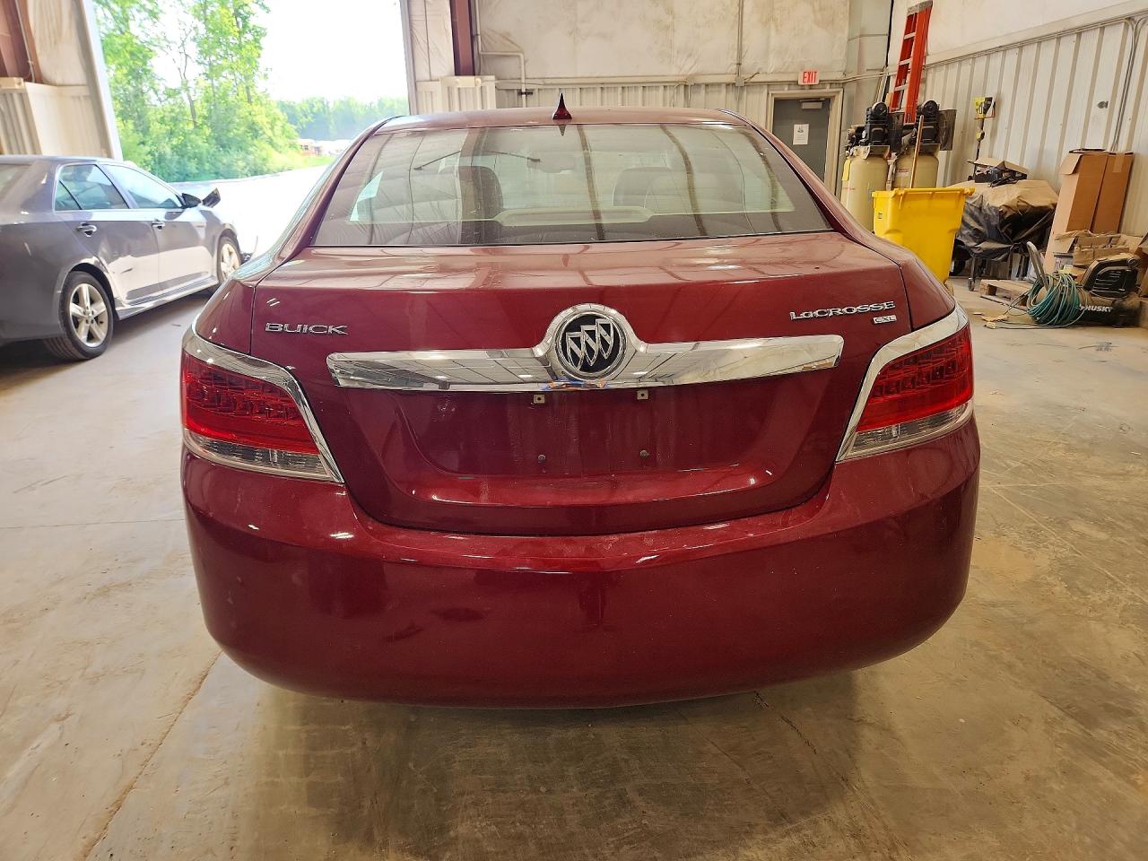 2011 Buick Lacrosse Cxl Burgundy vin: 1G4GC5ED4BF246933