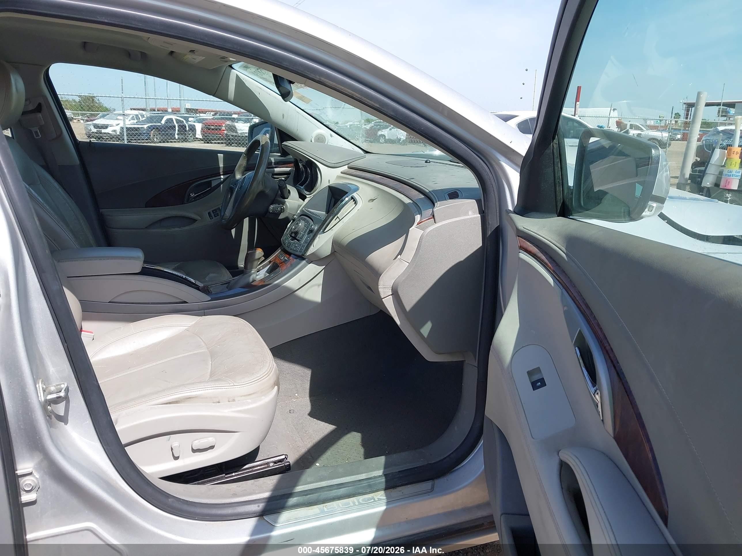 2011 Buick Lacrosse Cxl Silver vin: 1G4GC5ED5BF323356