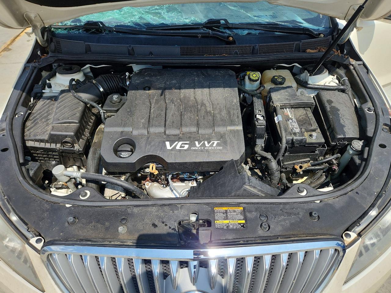 2011 Buick Lacrosse Cream vin: 1G4GC5ED6BF131721