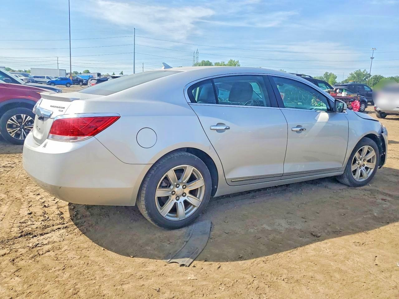2011 Buick Lacrosse Cxl Silver vin: 1G4GC5ED6BF268755