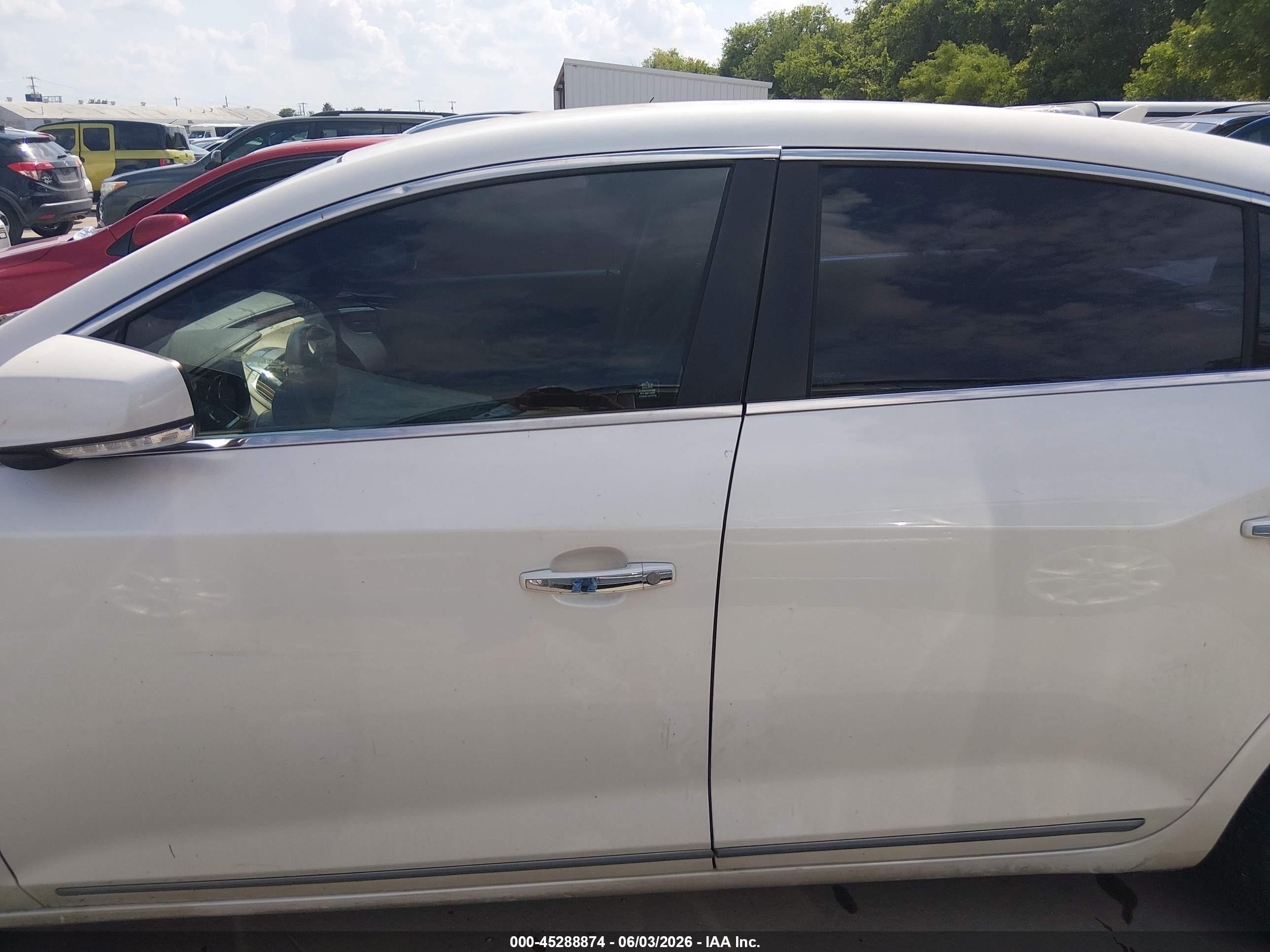 2011 Buick Lacrosse Cxl White vin: 1G4GC5ED6BF336276