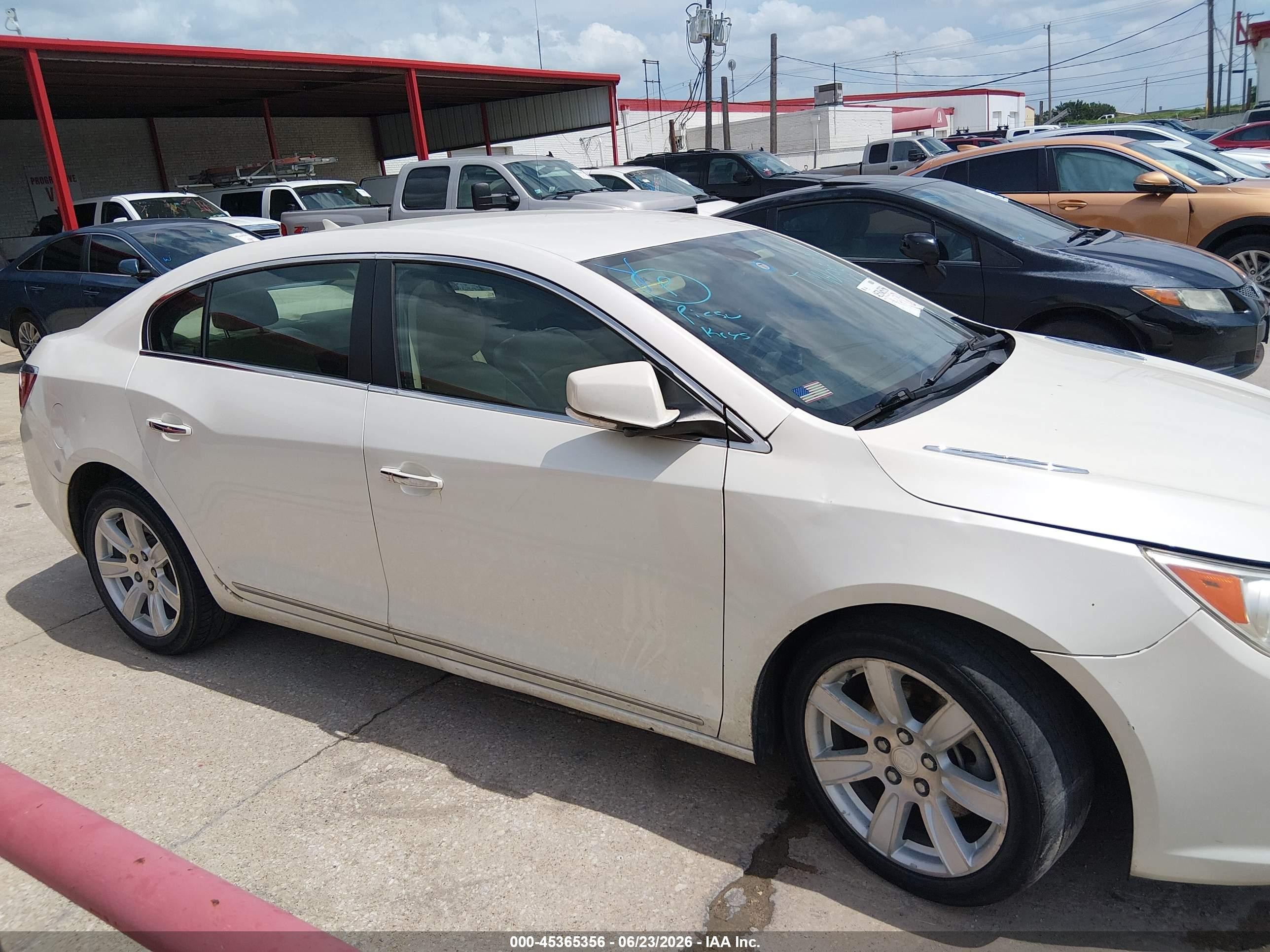 2011 Buick Lacrosse Cxl Beige vin: 1G4GC5ED8BF198417