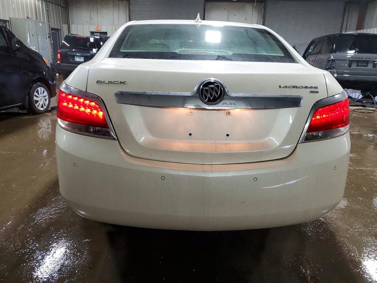 2011 Buick Lacrosse Cxl White vin: 1G4GC5ED9BF117375