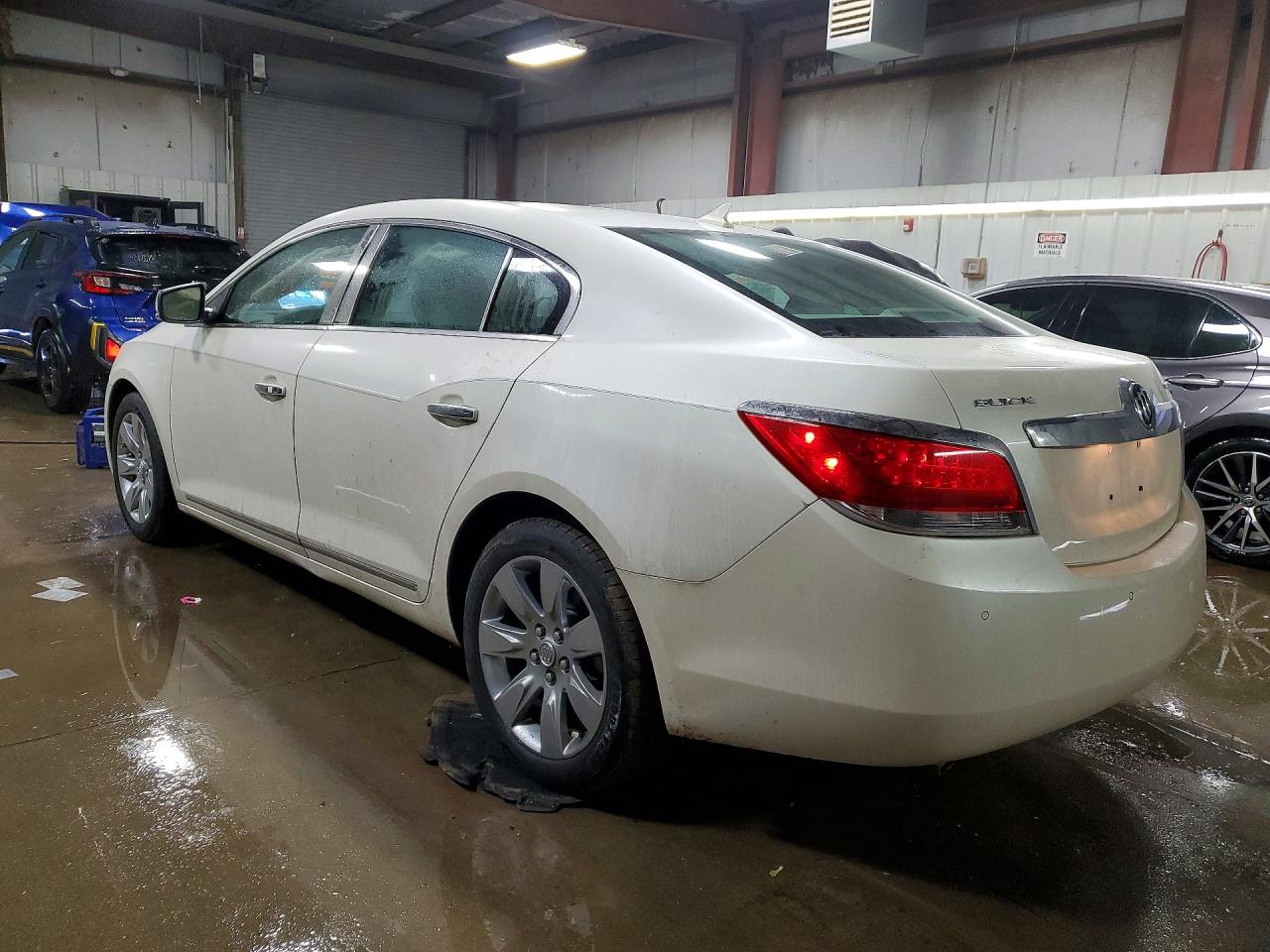 2011 Buick Lacrosse Cxl White vin: 1G4GC5ED9BF117375