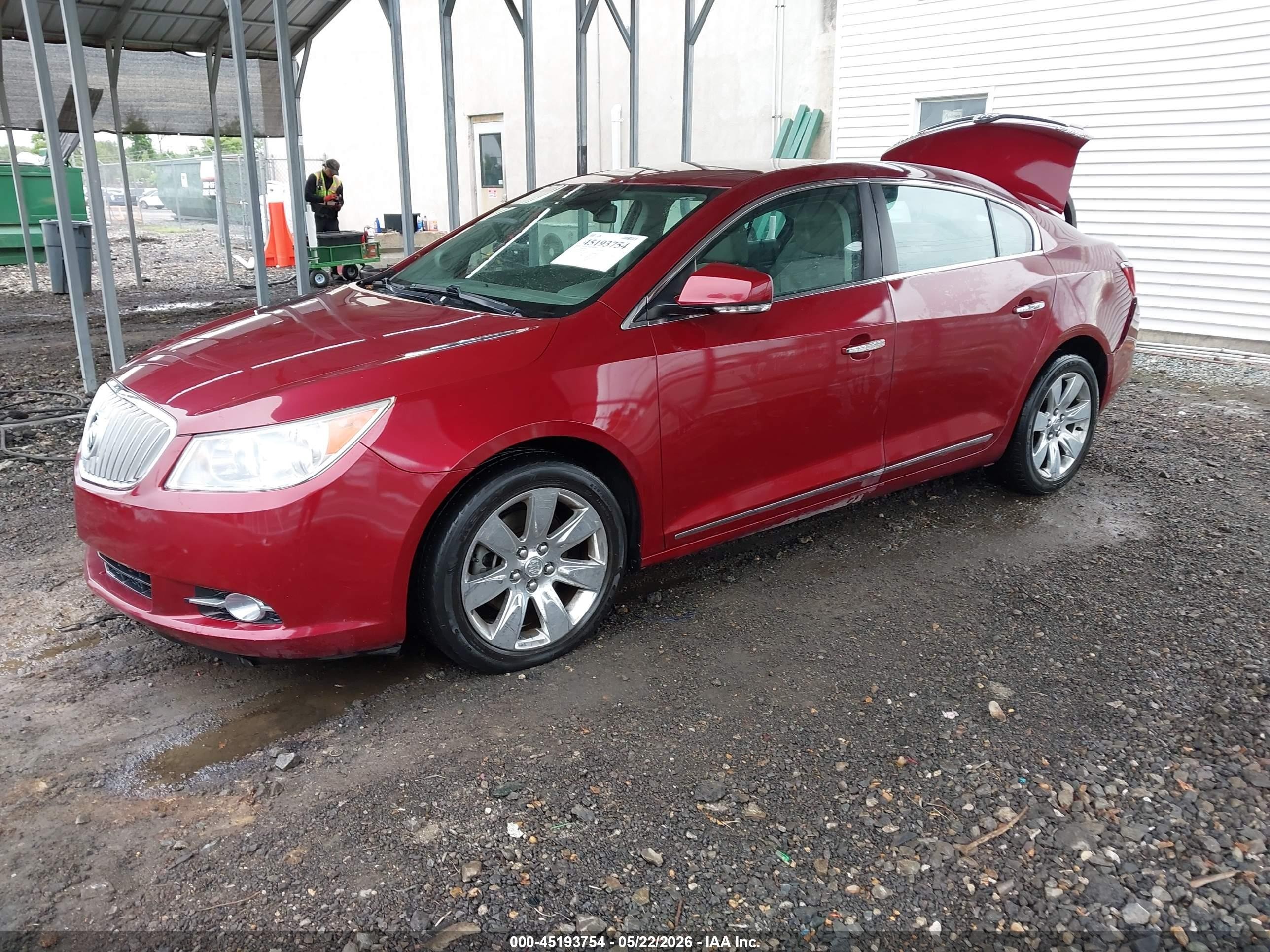 2011 Buick Lacrosse Cxl Red vin: 1G4GC5ED9BF196630