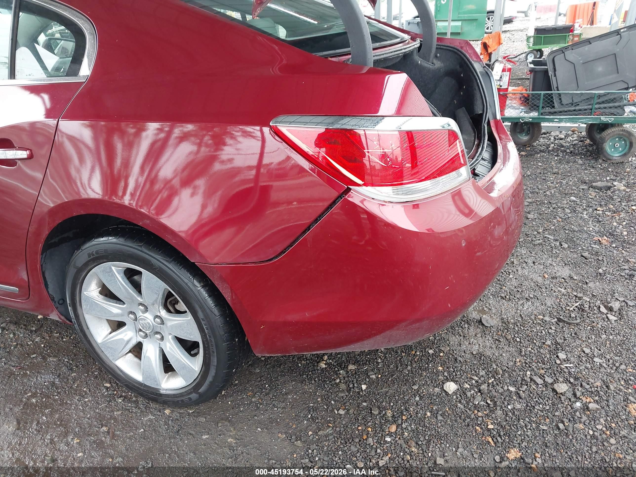 2011 Buick Lacrosse Cxl Red vin: 1G4GC5ED9BF196630