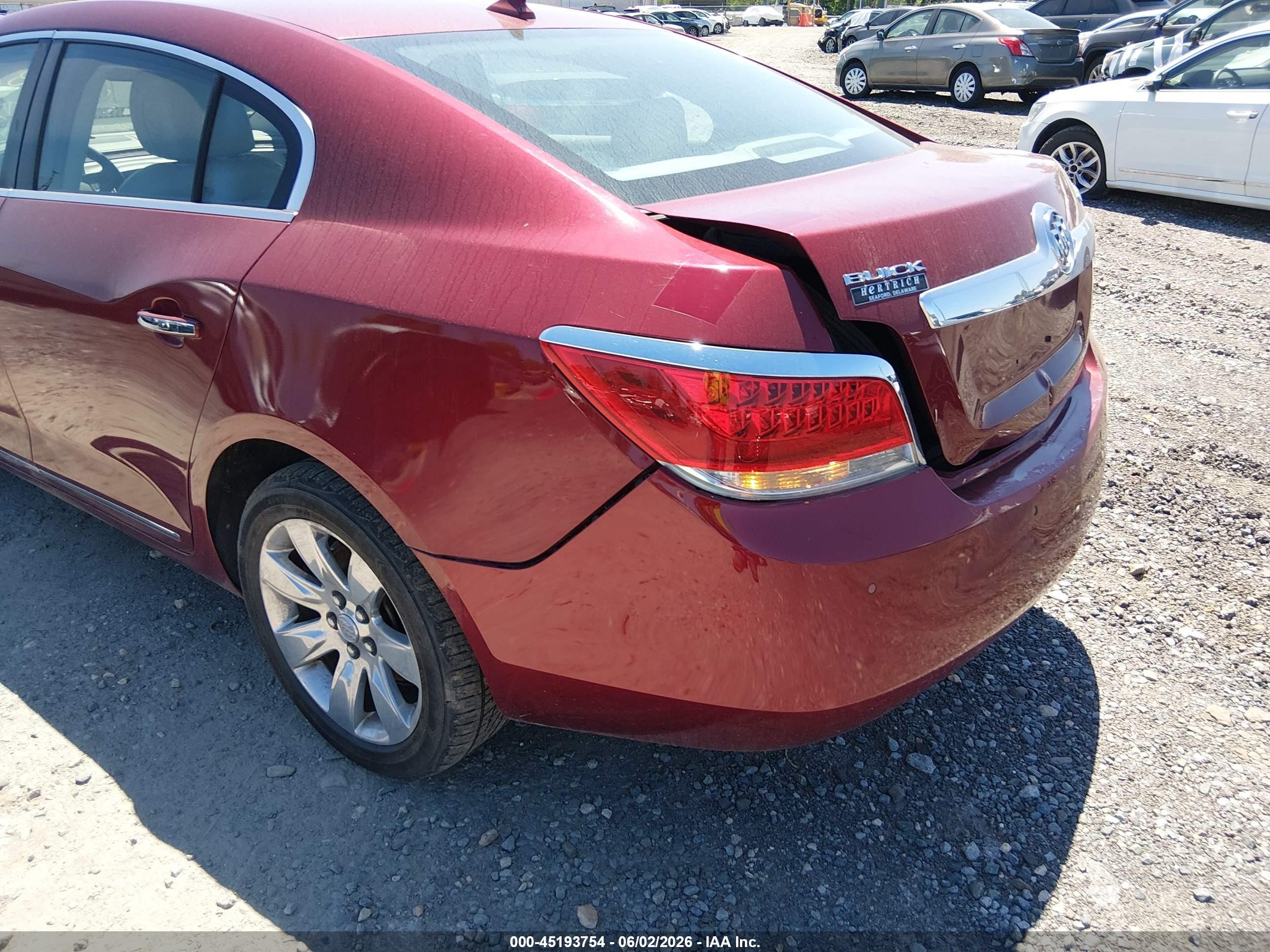 2011 Buick Lacrosse Cxl Red vin: 1G4GC5ED9BF196630