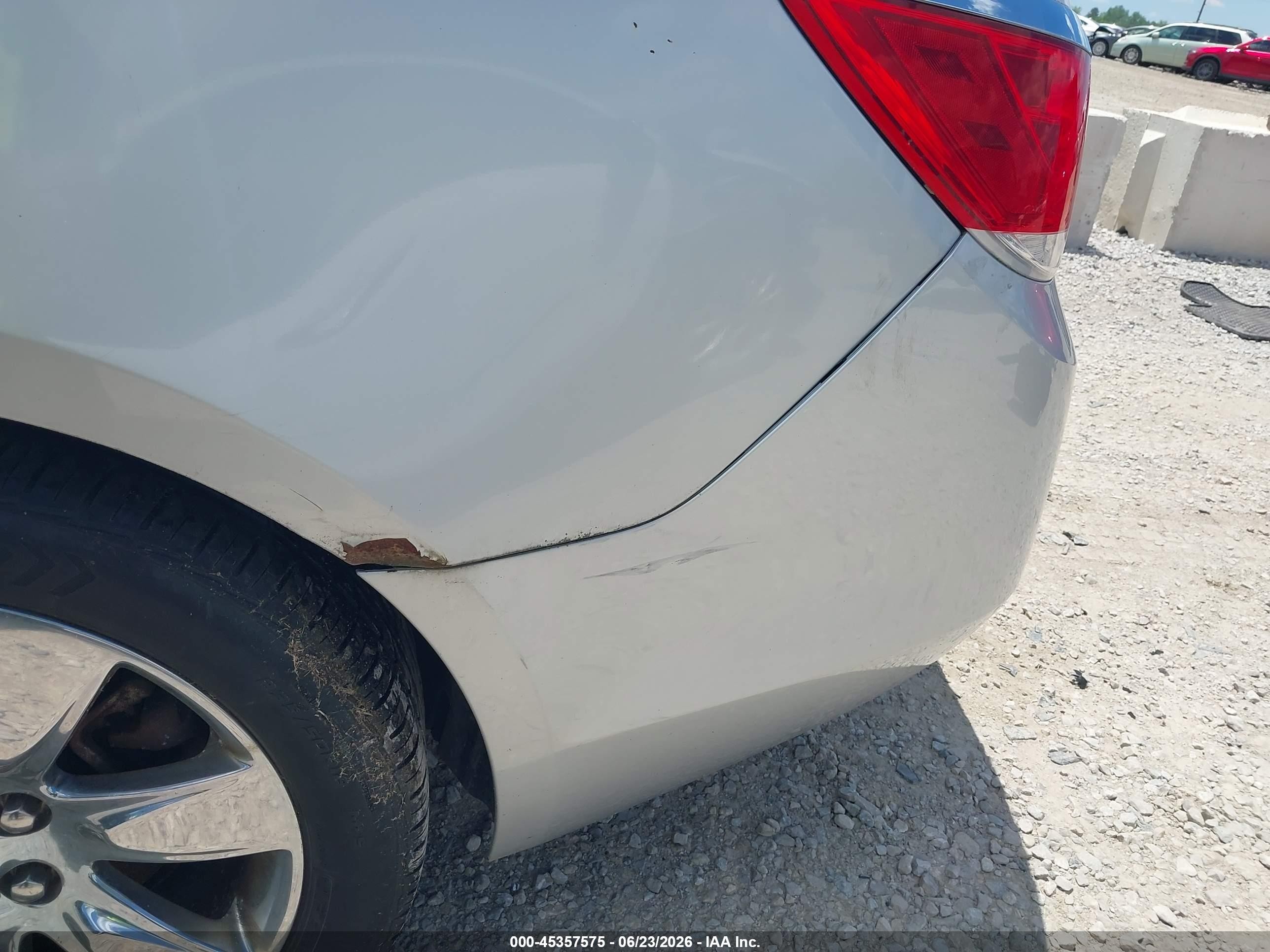 2011 Buick Lacrosse Cxl Серебряный vin: 1G4GC5ED9BF269933