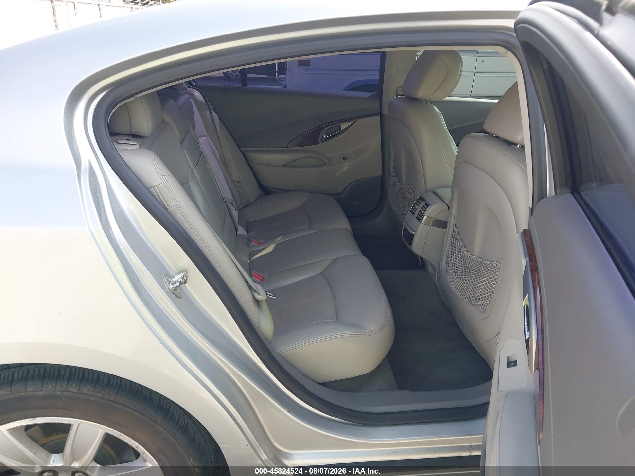 2010 Buick Lacrosse Cxl Silver vin: 1G4GC5EG0AF101414