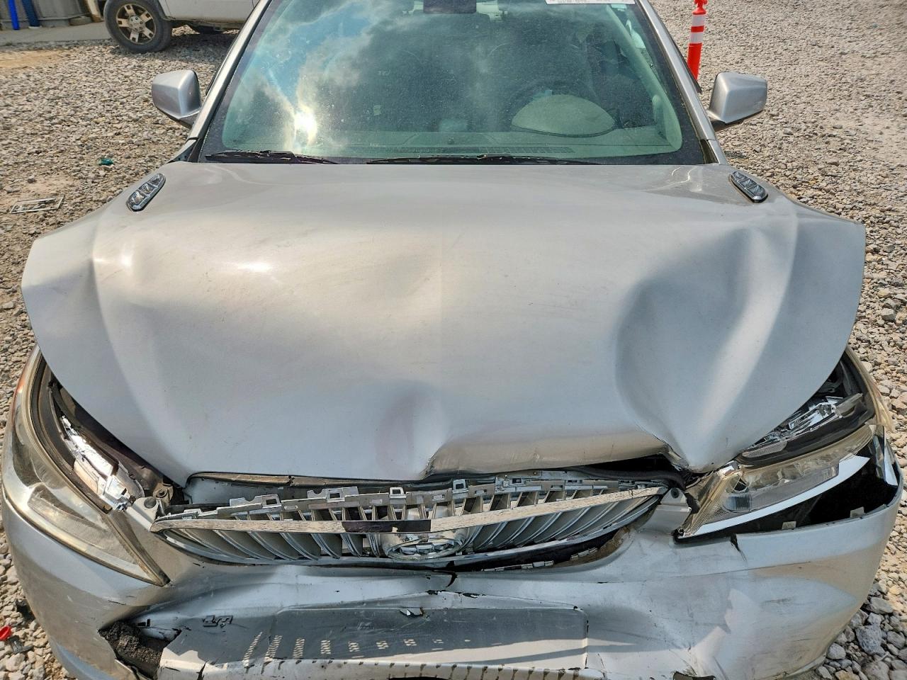 2010 Buick Lacrosse Cxl Silver vin: 1G4GC5EG0AF179191