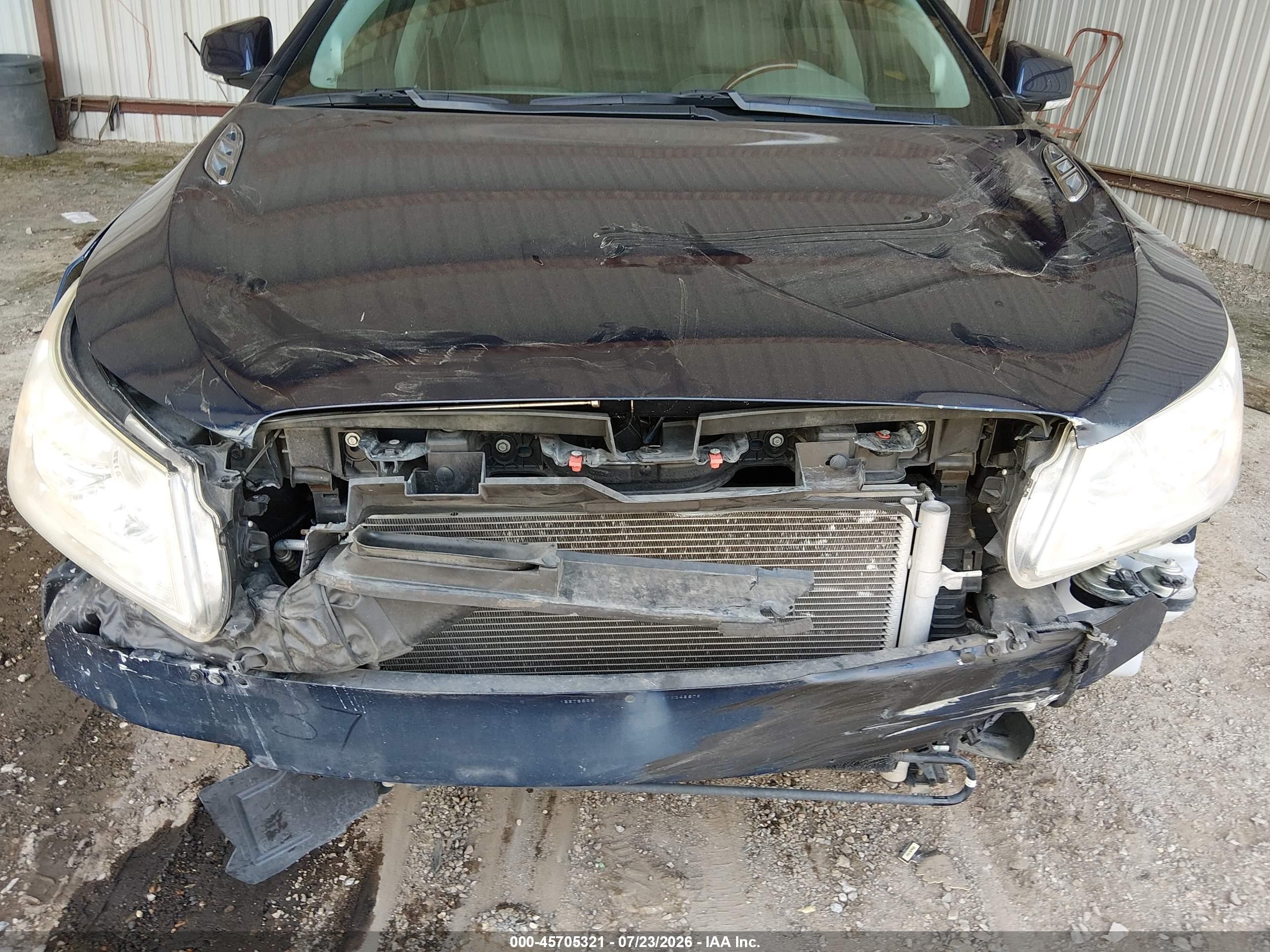 2010 Buick Lacrosse Cxl Blue vin: 1G4GC5EG0AF198453