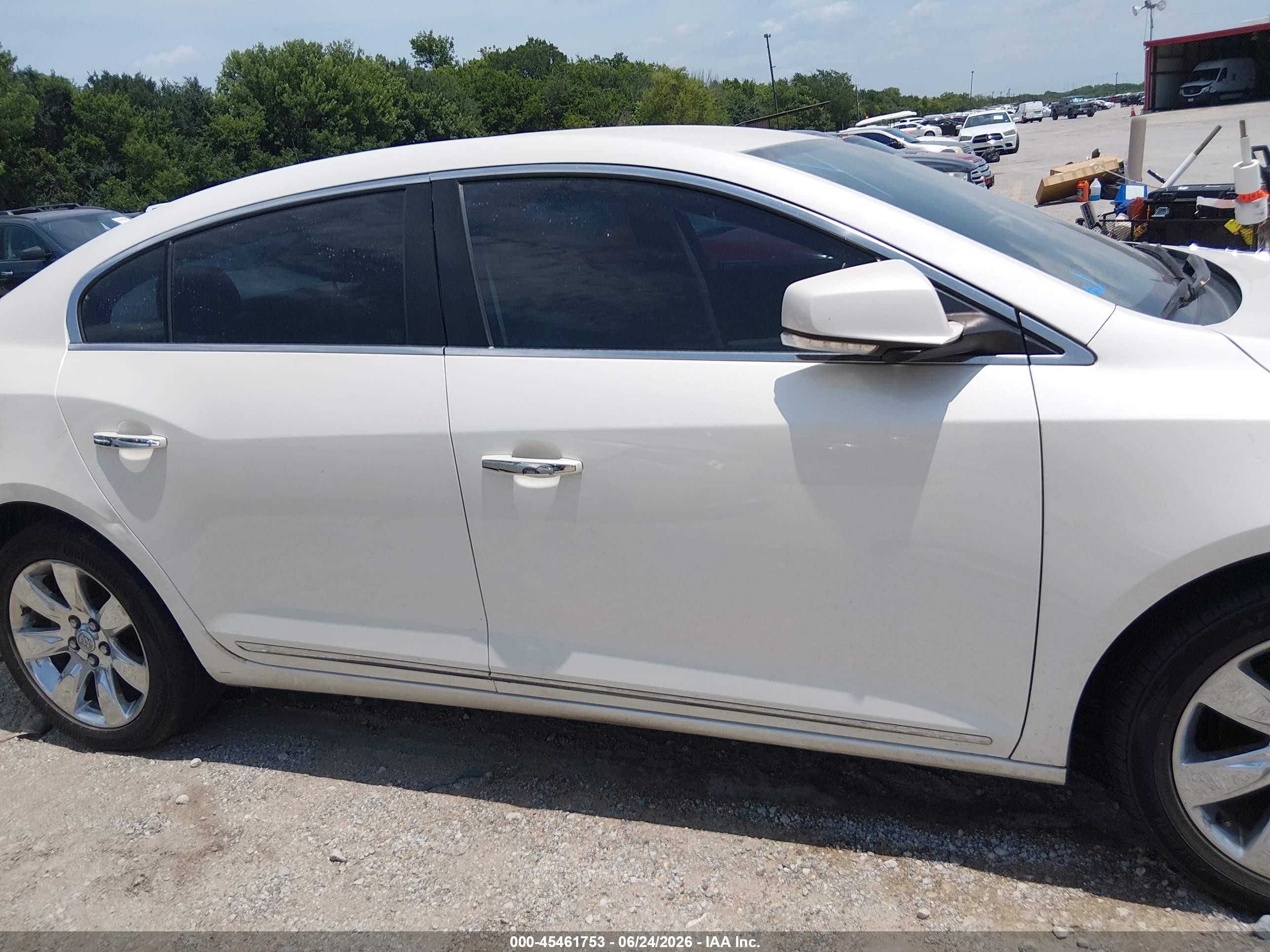 2010 Buick Lacrosse Cxl White vin: 1G4GC5EG0AF207085