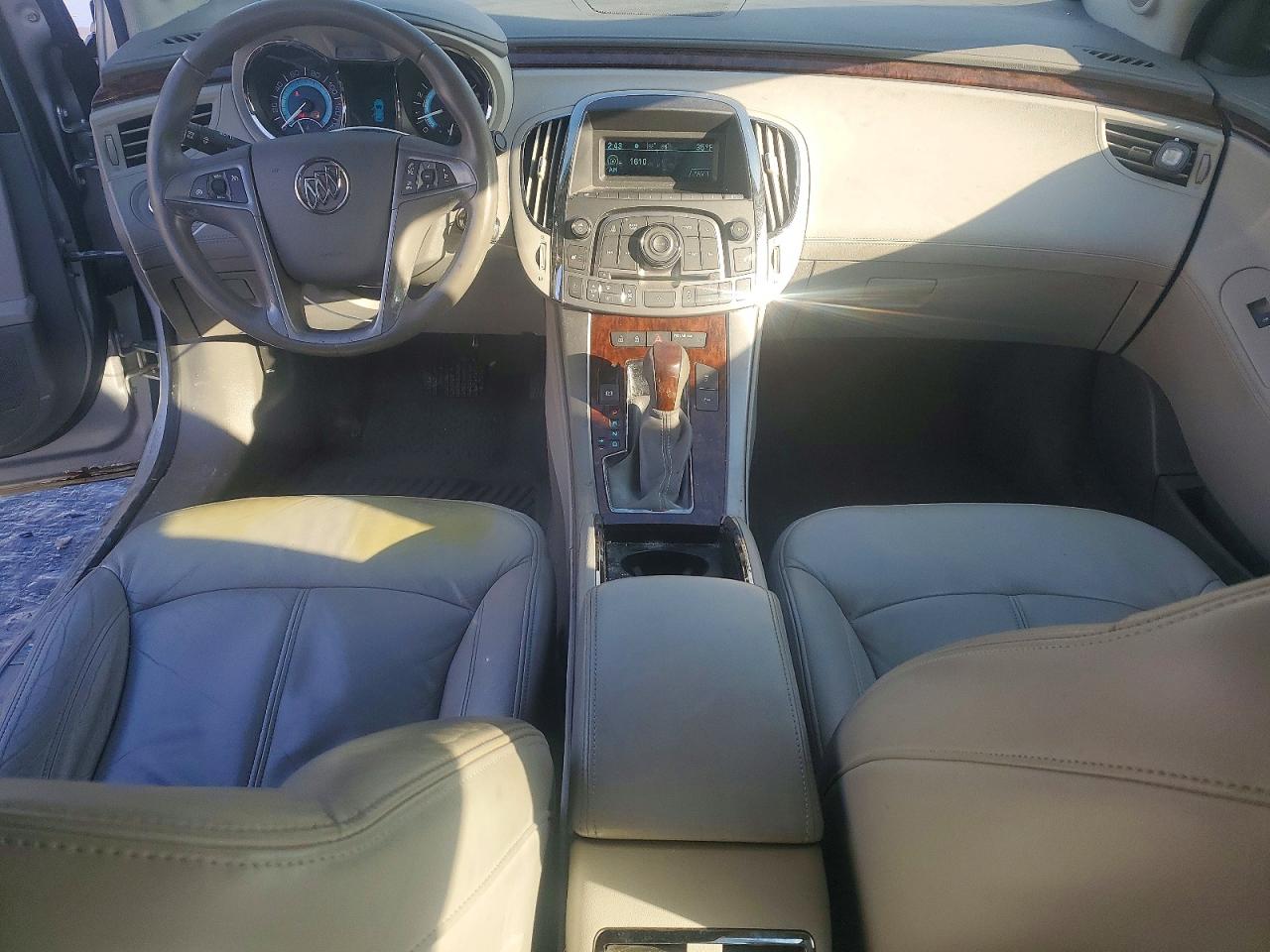 2010 Buick Lacrosse Cxl Silver vin: 1G4GC5EG0AF306635